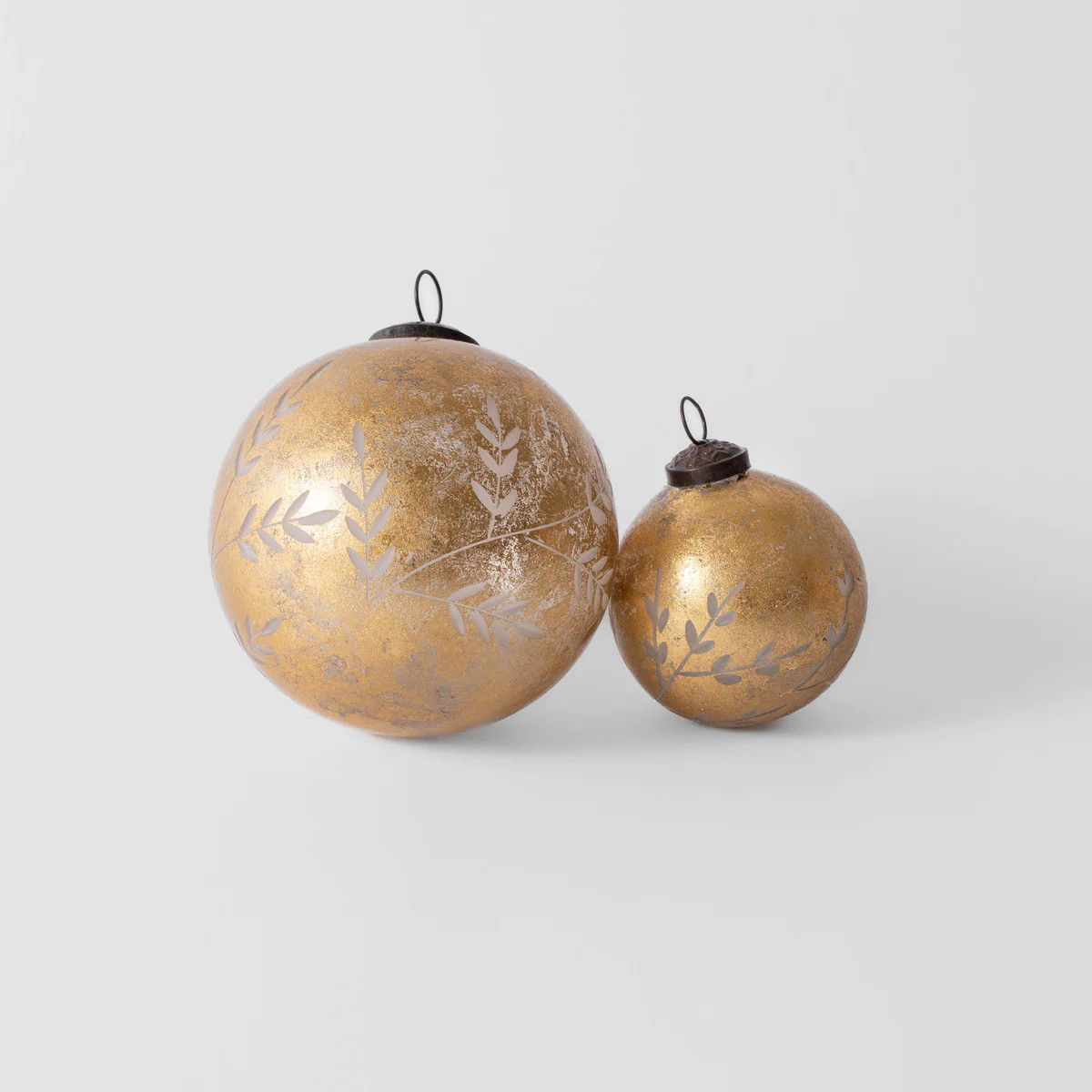 Traveling Vine Ornament | Stoffer Home