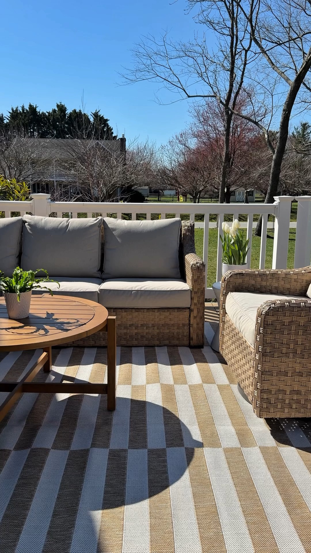 The affordable and simple privacy solution you didn’t know you needed! This durable planter from @Veradek! The perfect addition to our outdoor space that helped create a little privacy while we wait for landscaping to mature!

#Veradek #MeetYouOutside #ad #giftedpartnership

#LTKHome #LTKSeasonal #LTKdayinmylife