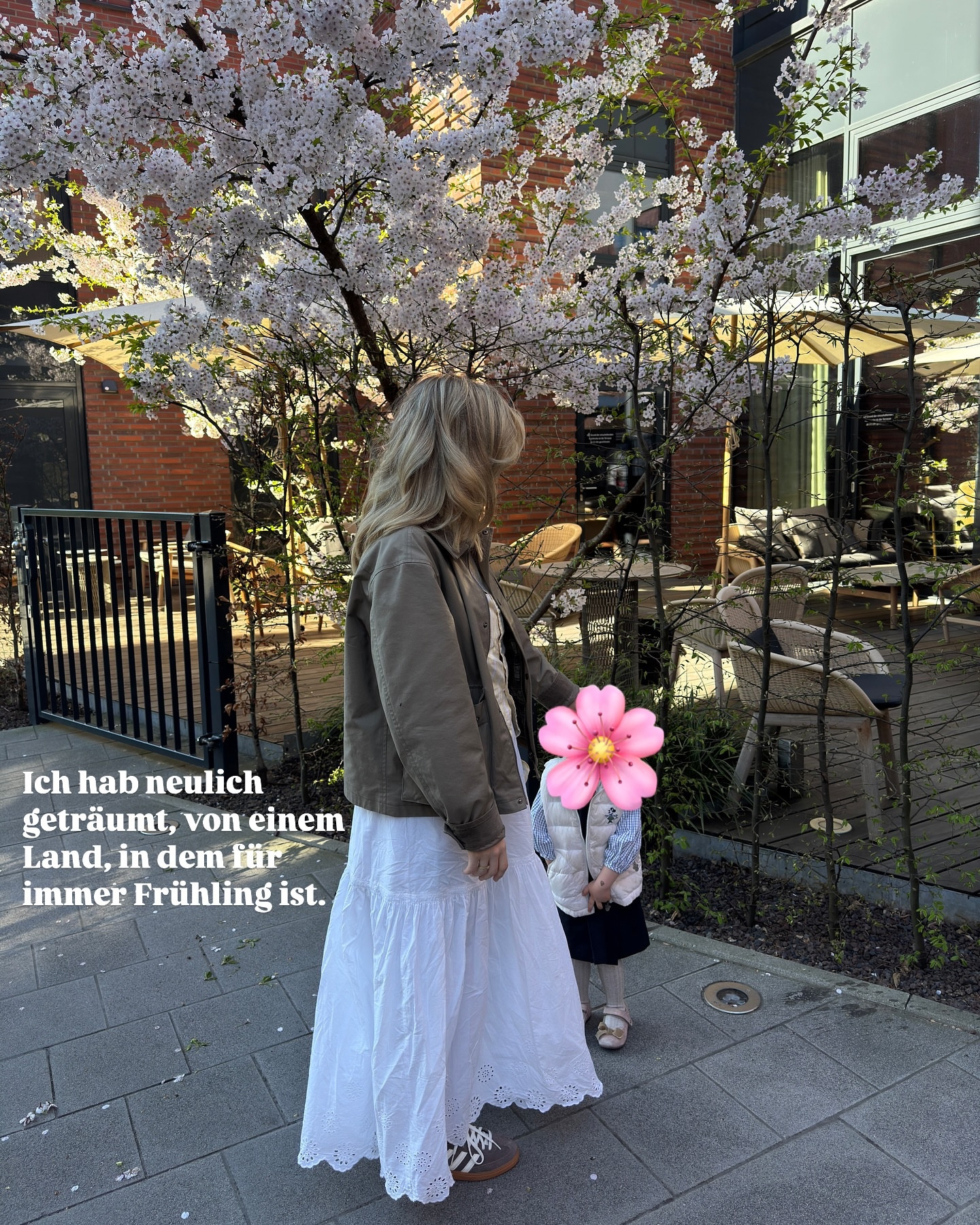Frühling. 🌸🍵🌼✨ mehr muss ich zu diesen Bildern nicht sagen. #scandiaesthetic #mamablogger #mamaleben #girlmom #frühling
