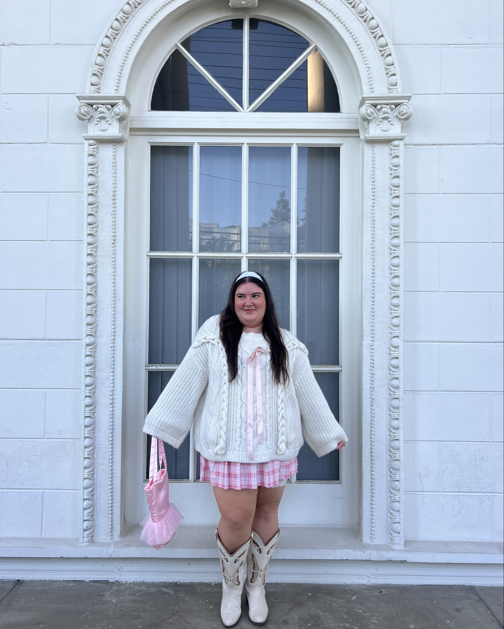 Oversized sweater season!! Love layering skirts under giant sweaters 🎀🍂

#LTKSeasonal #LTKFindsUnder100 #LTKPlusSize