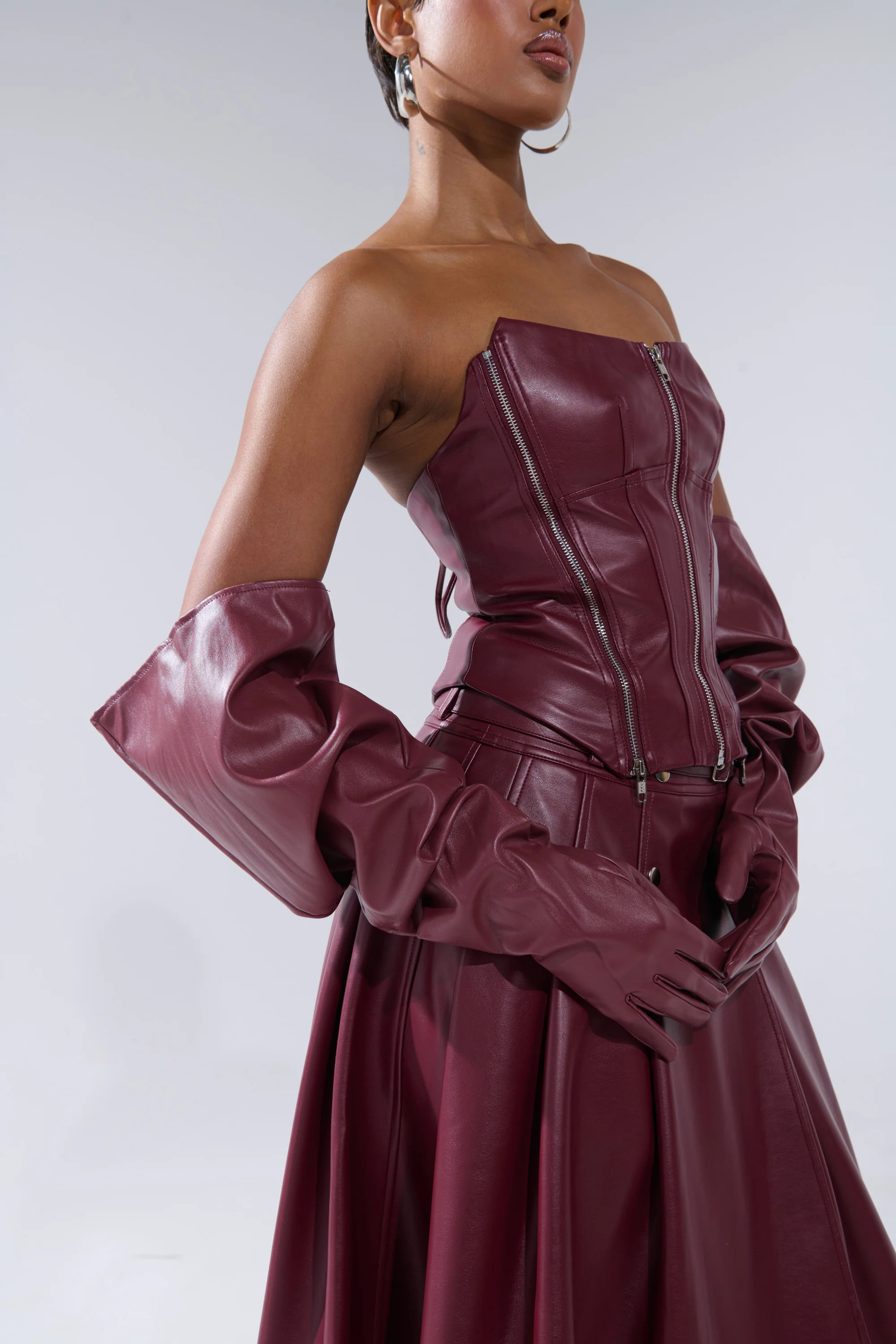 WITH IT GLOVES | AKIRA