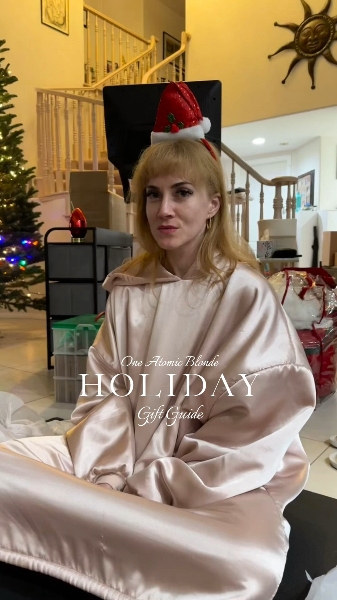 My annual holiday gift guide is live on the blog! Head to oneatomicblonde.com to check it out. Many of my fav brands and looks are included. Xoxo 🎄✨🎁✨✌🏻

#LTKSeasonal #LTKGiftGuide #LTKHoliday