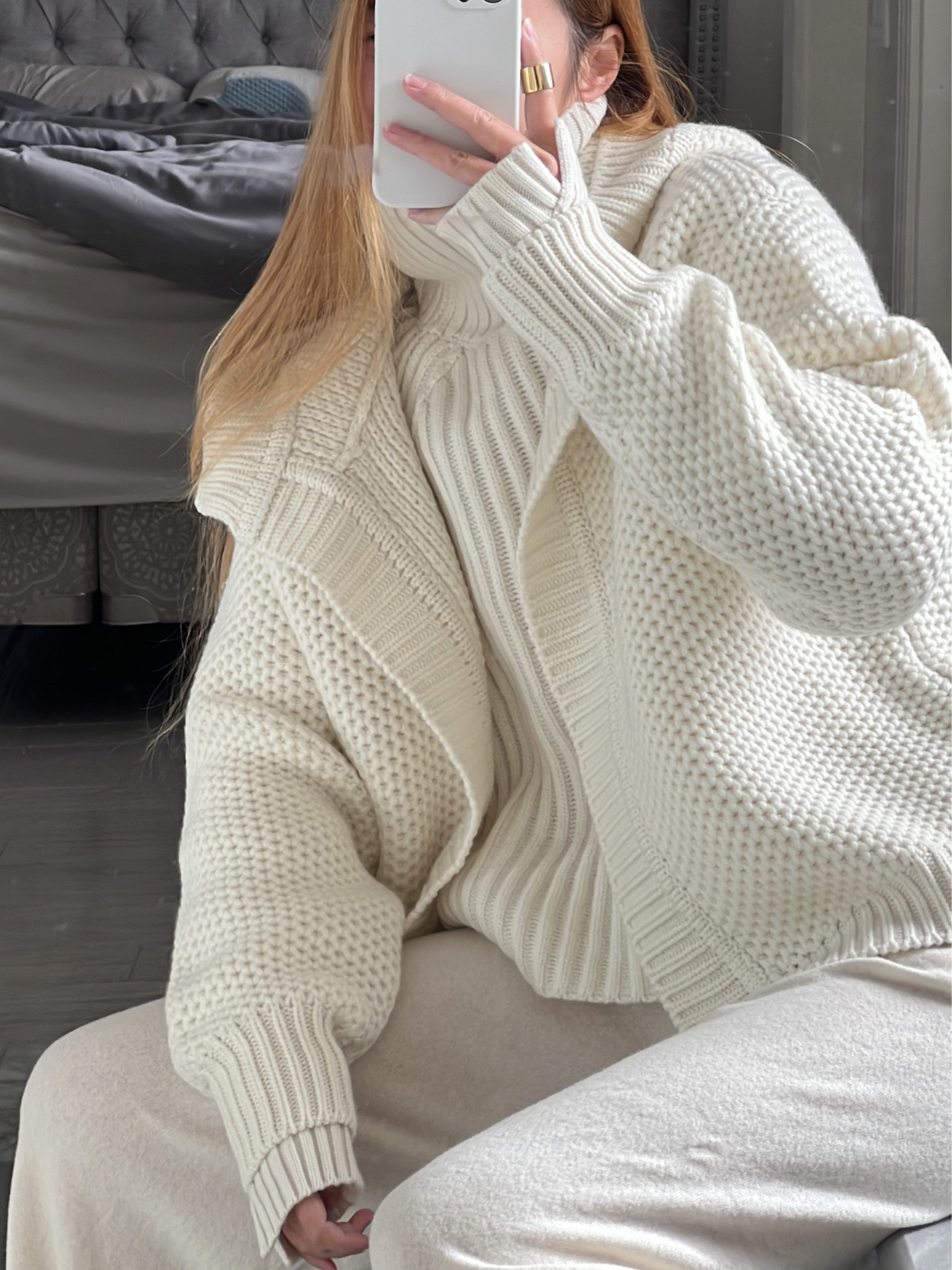 All White Outfit for Winter

#LTKSeasonal #LTKstyletip #LTKAsia