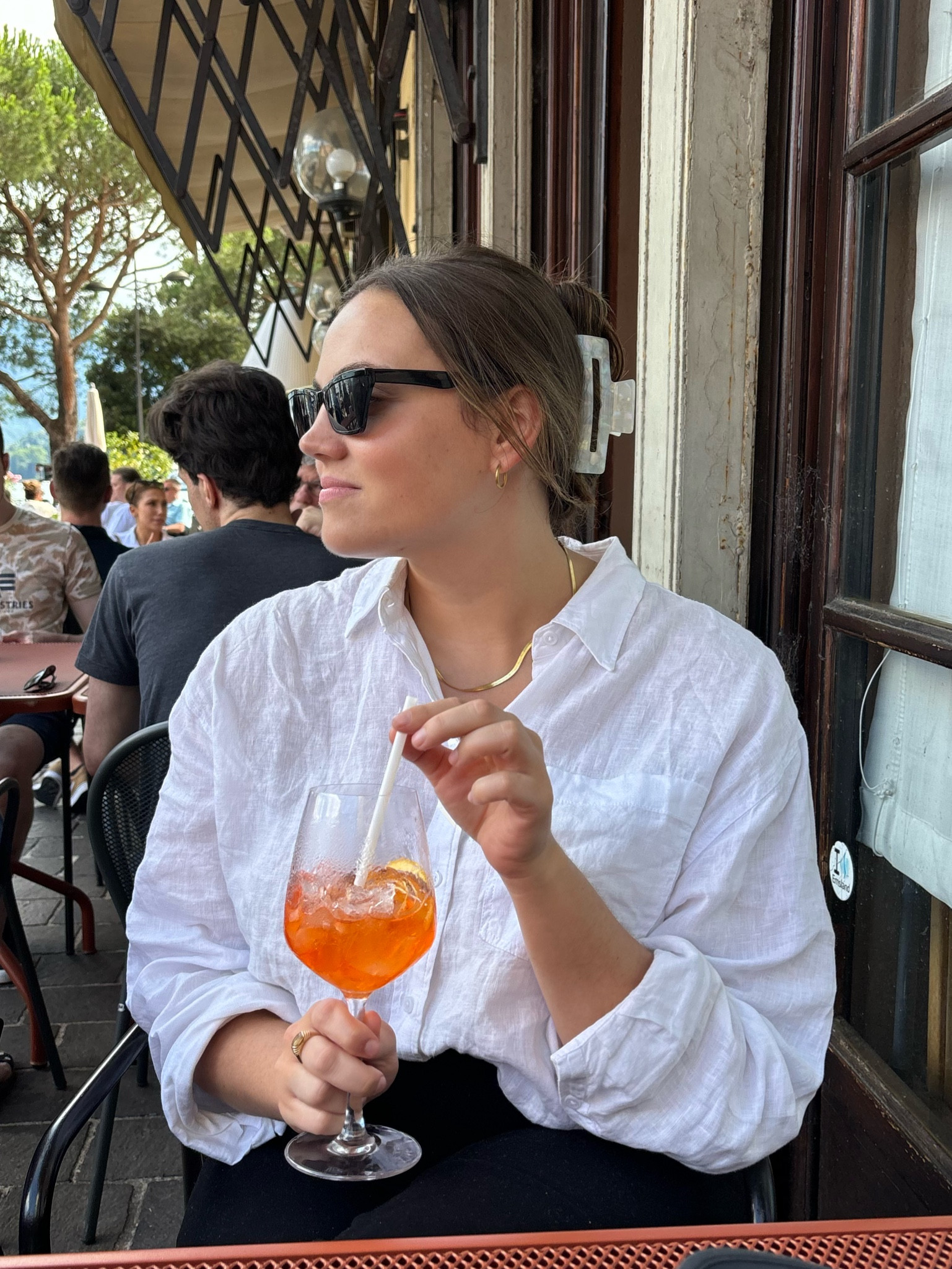 This is THE white linen button up 👏🏻

#LTKTravel #LTKMidsize #LTKStyleTip