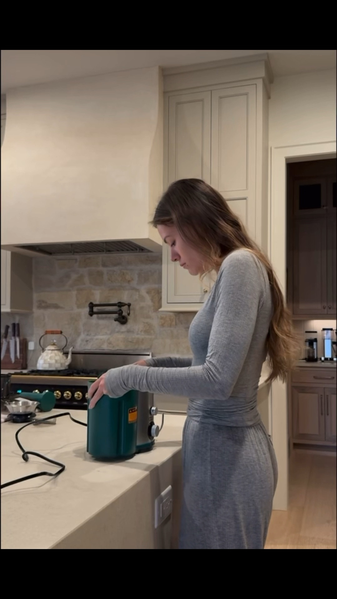 Using my new juicer! 

#LTKHome #LTKWatchNow