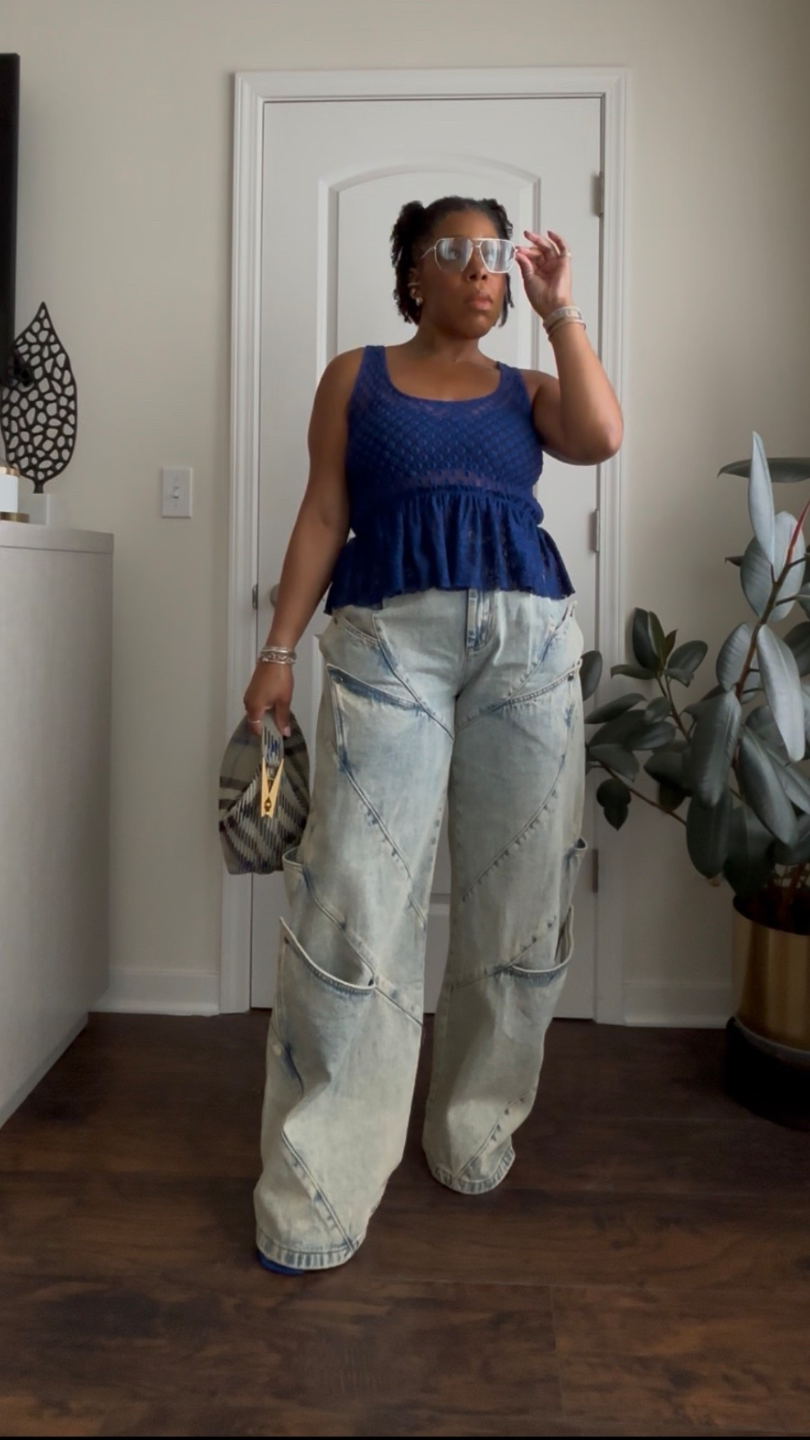When ur thrift find is a placeholder for the real thing. 

POV: patiently awaiting the Niyah top from #Hanifa

It’s going to pair well these jeans!

Sunnies: #12pmstudios
Handbag: #Burberry
Shoes: #Ferragamo



#LTKMidsize #LTKStyleTip #LTKSaleAlert