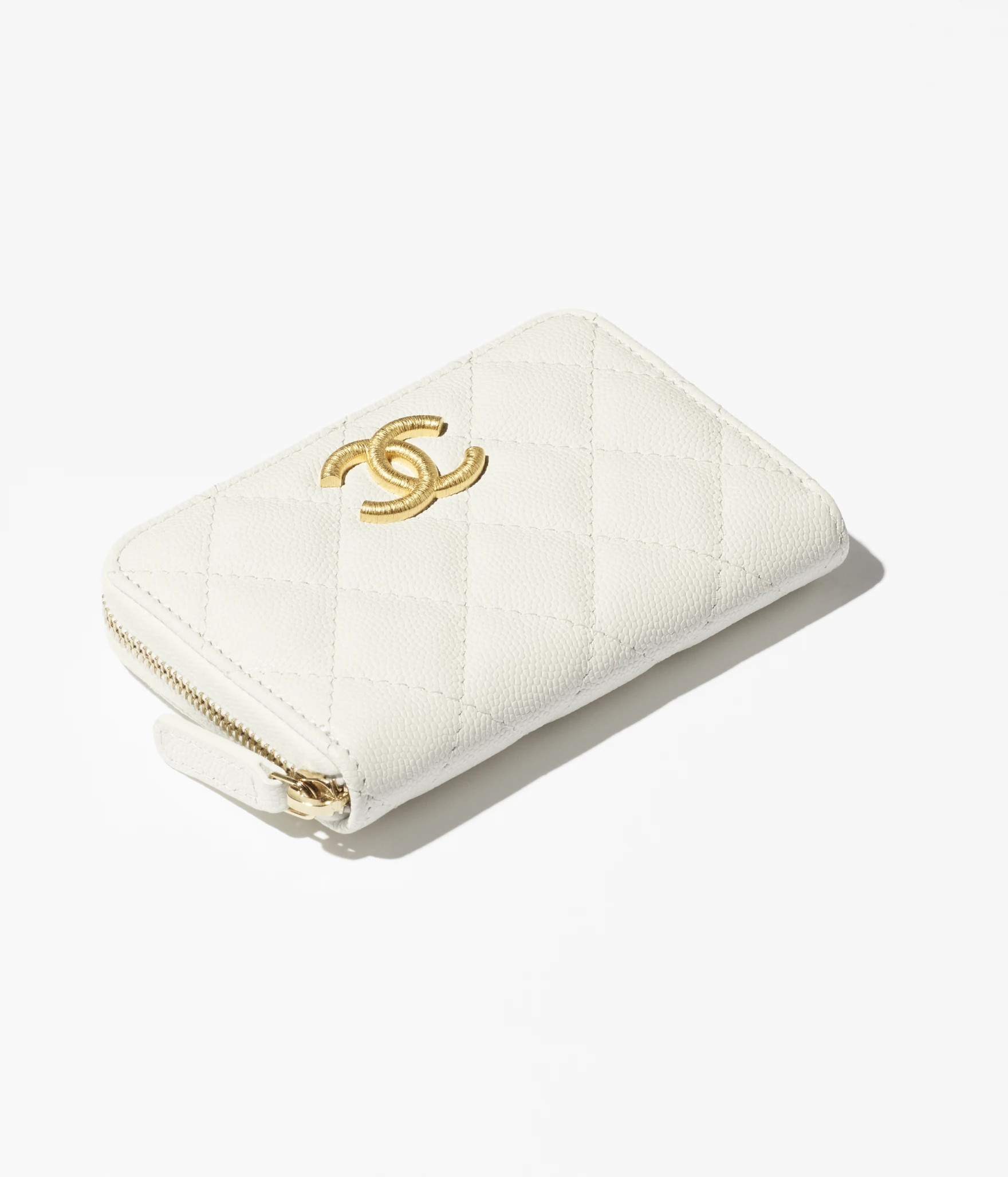 Zipped coin purse - Grained shiny calfskin & gold-tone metal, white — Fashion | CHANEL | Chanel, Inc. (US)