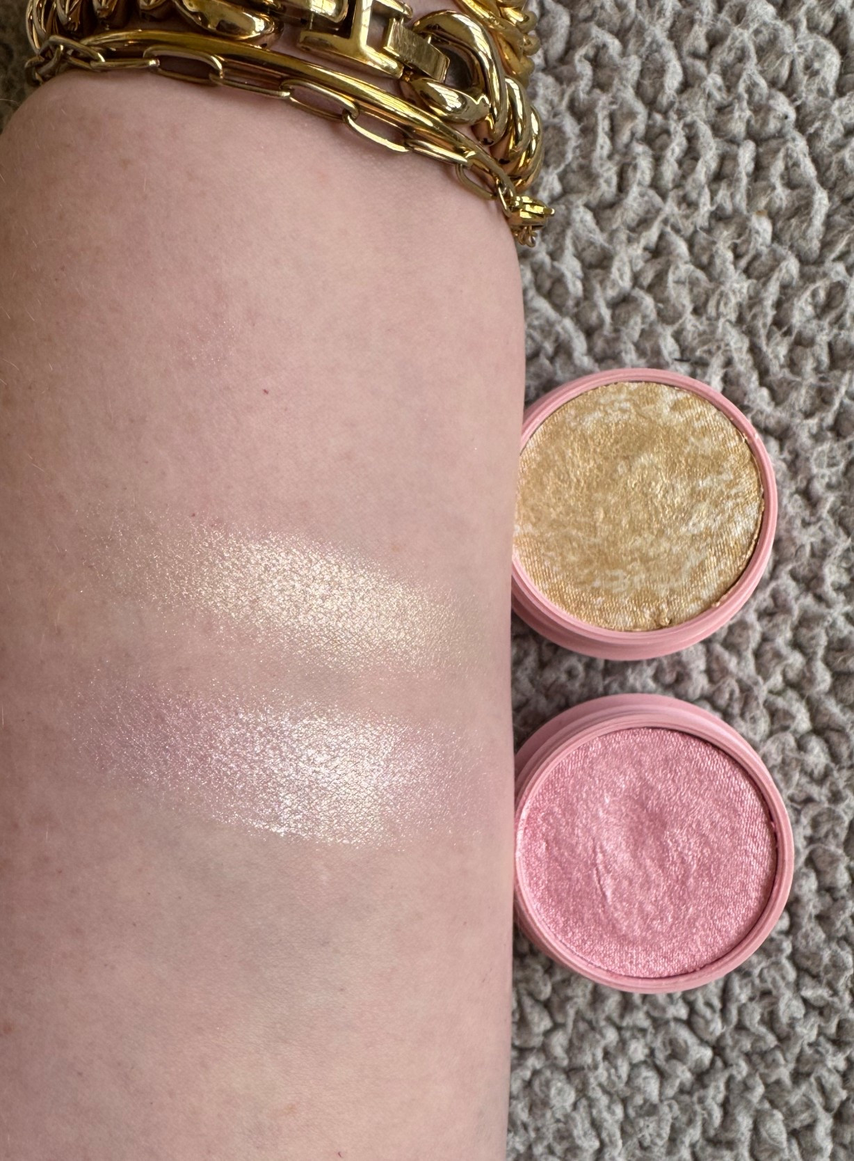 The grinch Colourpop super shock highlighters swatches
Gift, makeup lover, makeup gift, makeup, holiday makeup, affordable makeupp

#LTKHoliday #LTKBeauty #LTKGiftGuide