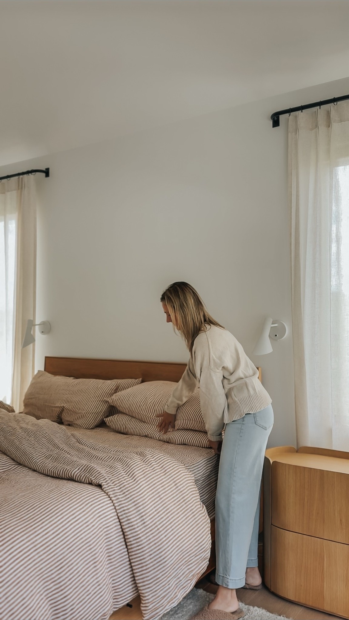 Minimal bedroom finds!