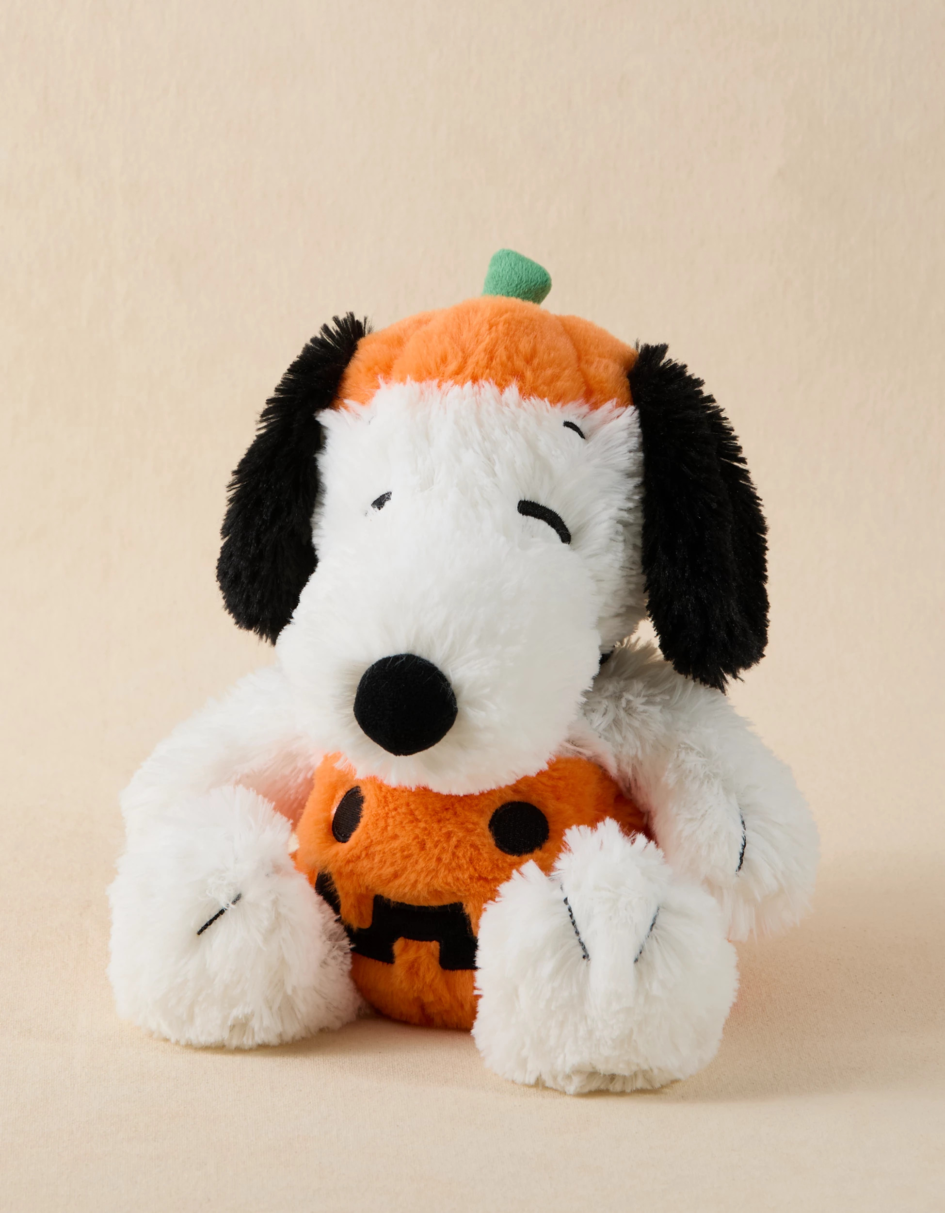 Warmies Jack-O'-Lantern Snoopy | American Eagle Outfitters (US & CA)