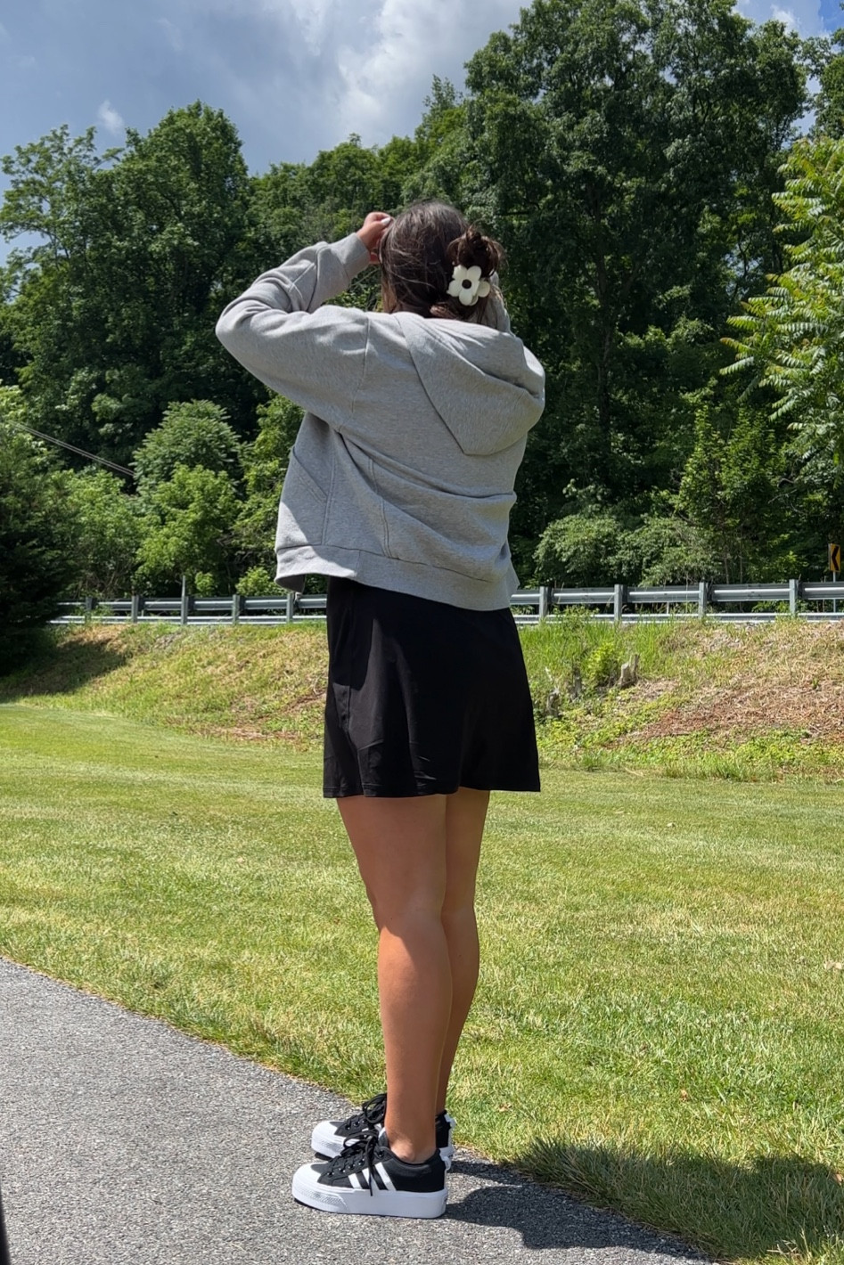 Cart girl outfit ⛳️ golf outfit • athletic dress • adidas nizza sneaker 

#LTKshoecrush #LTKunder50 #LTKfit