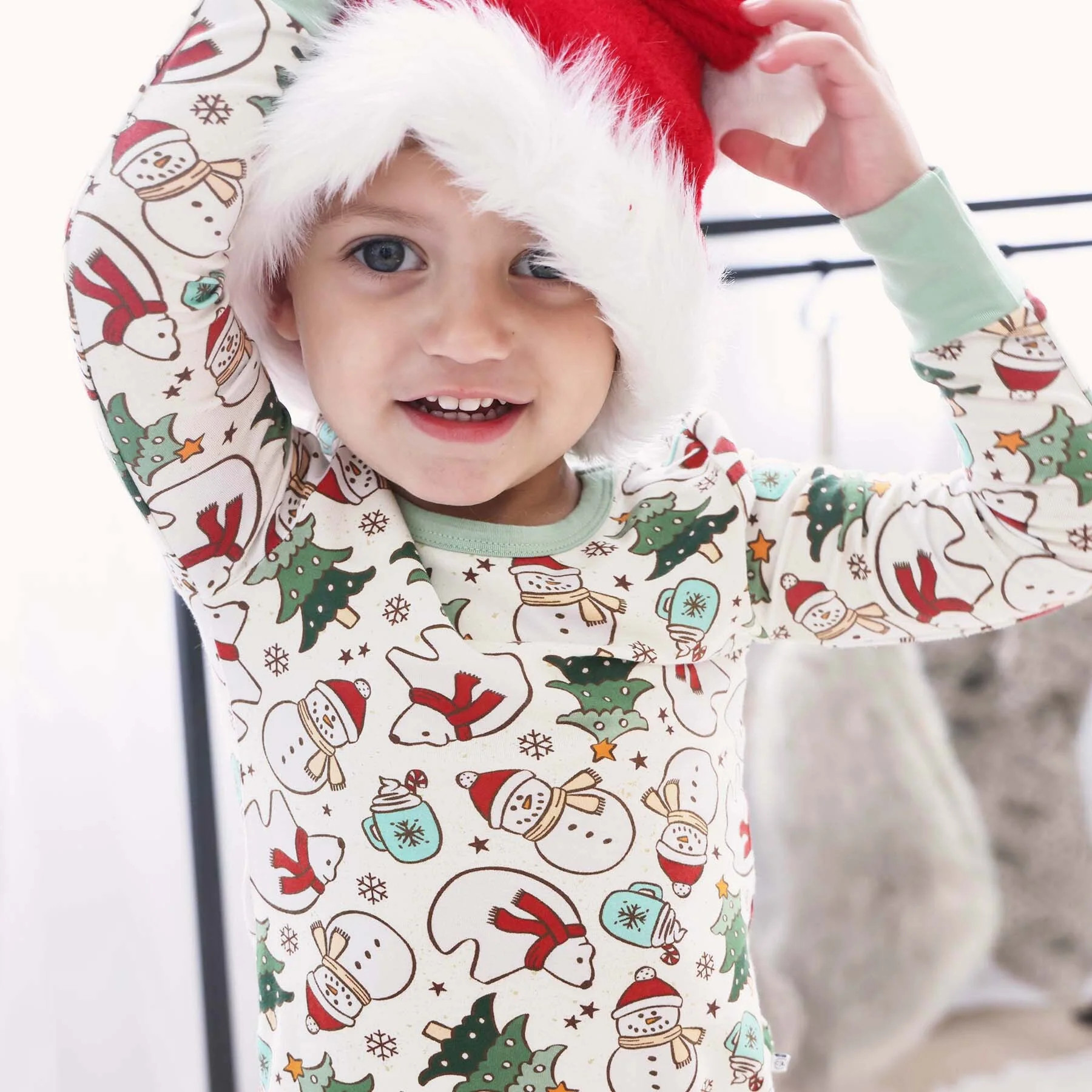 Beary & Bright Two Piece Pajama Set | Caden Lane