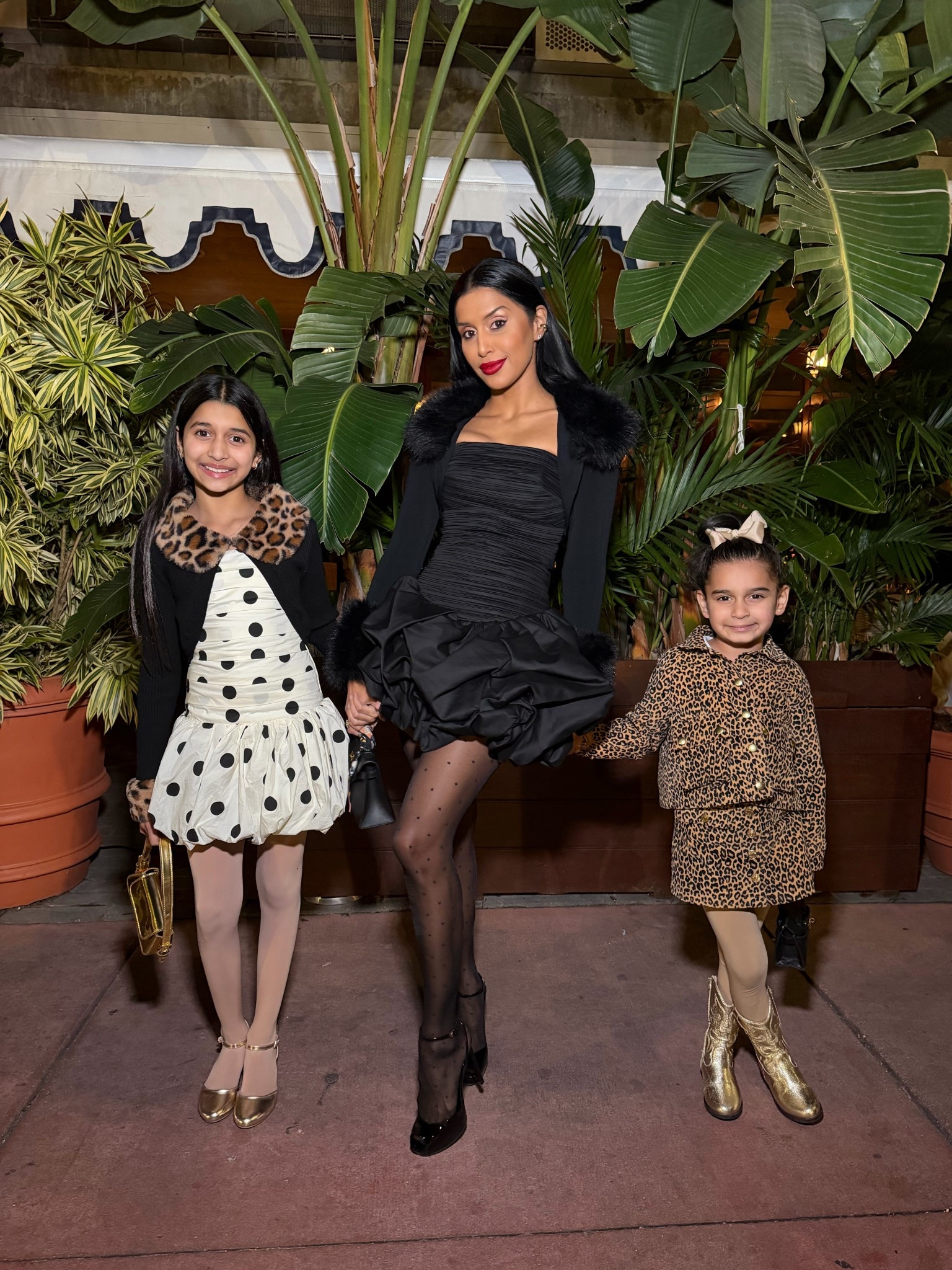 All black everything 