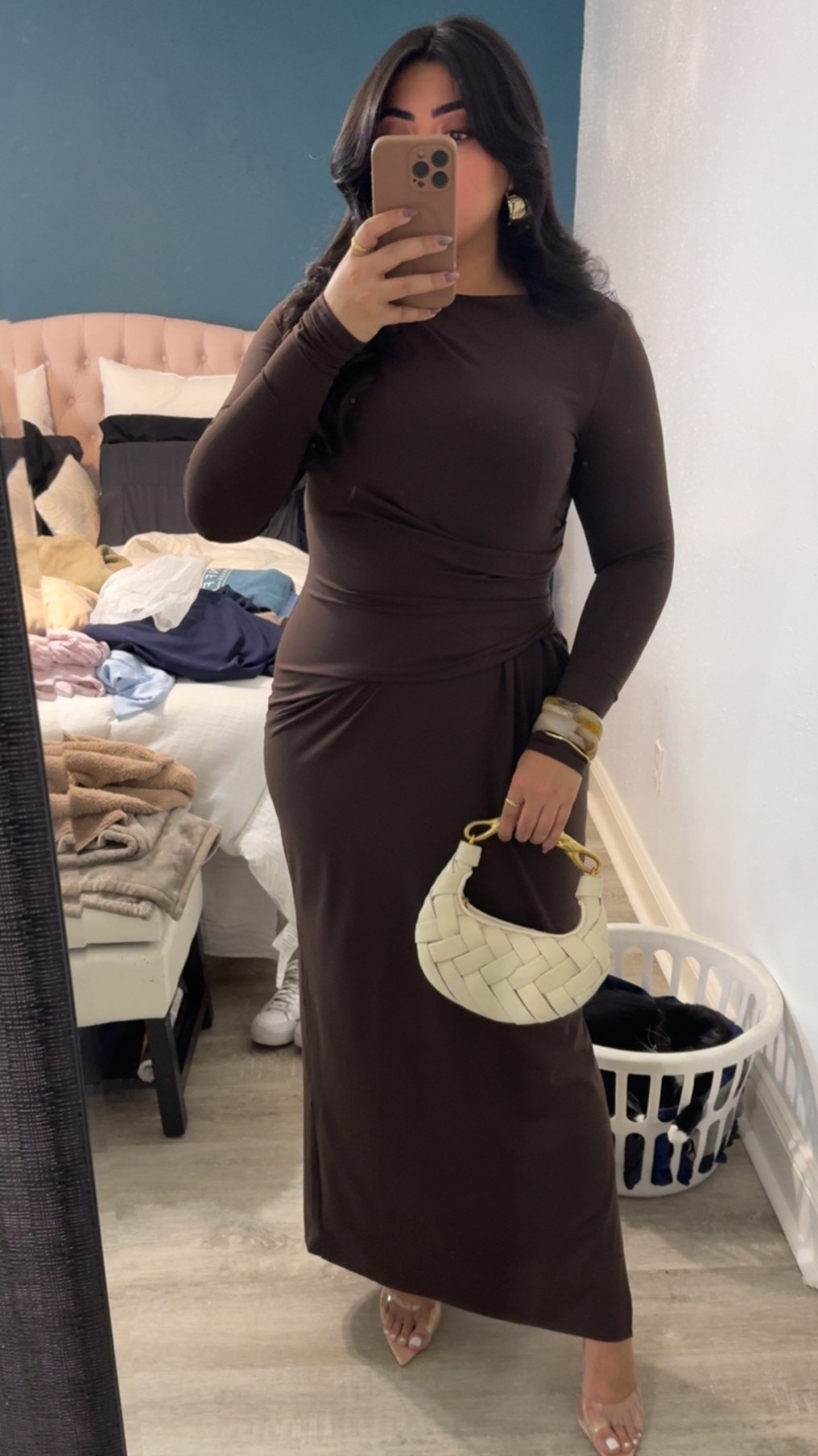 A good silhouette is all you need for a good midsize friendly date night outfit 

#LTKootd #LTKMidsize #LTKSaleAlert