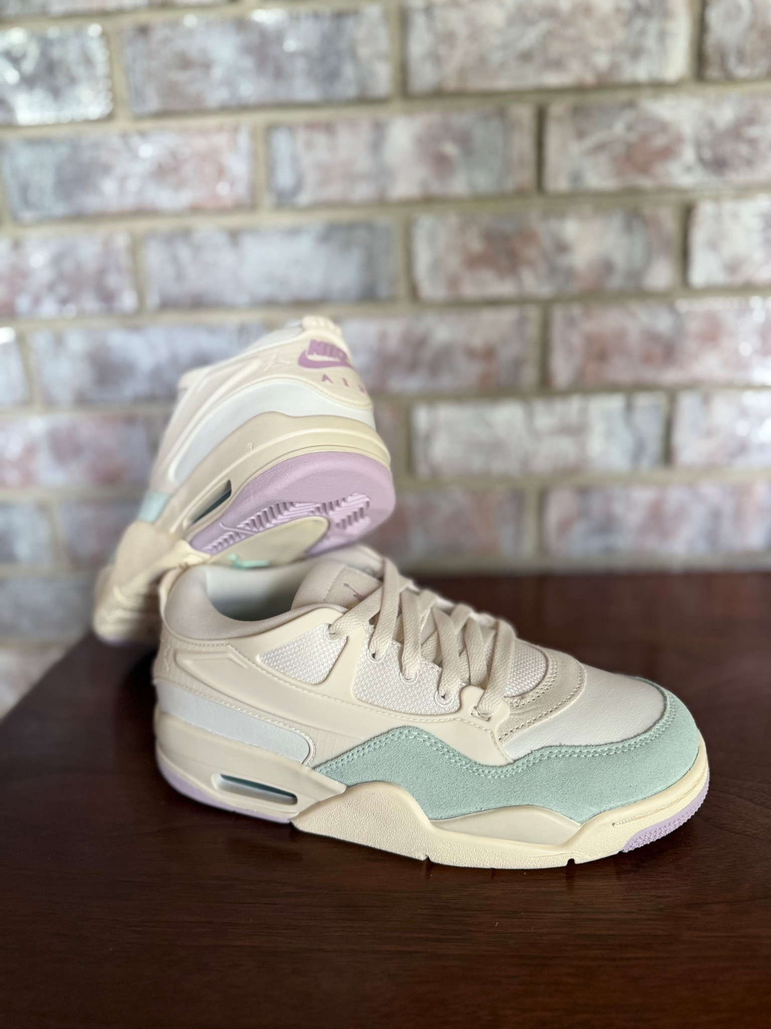 Can’t play ball, can’t jump but my love language is and always will be a fresh pair of shoes.  



#LTKSeasonal #LTKShoeCrush #LTKActive