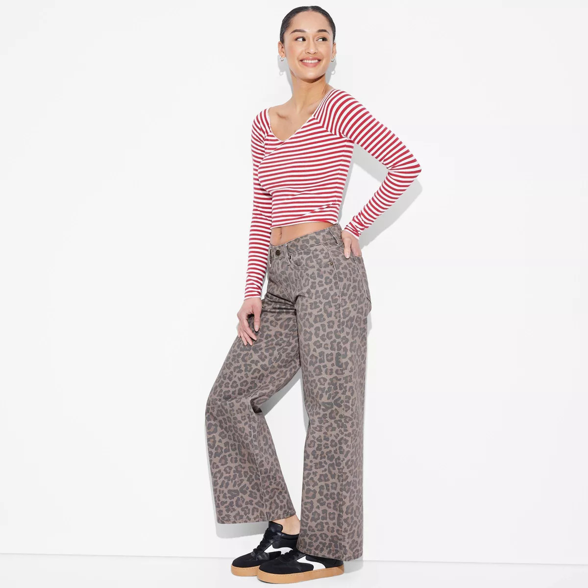 Women's Low-Rise Wide Leg Baggy Jeans - Wild Fable™ | Target