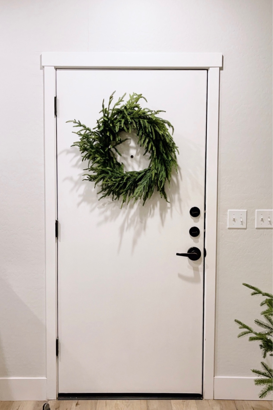 Christmas Wreath 

#LTKHoliday #LTKhome #LTKSeasonal