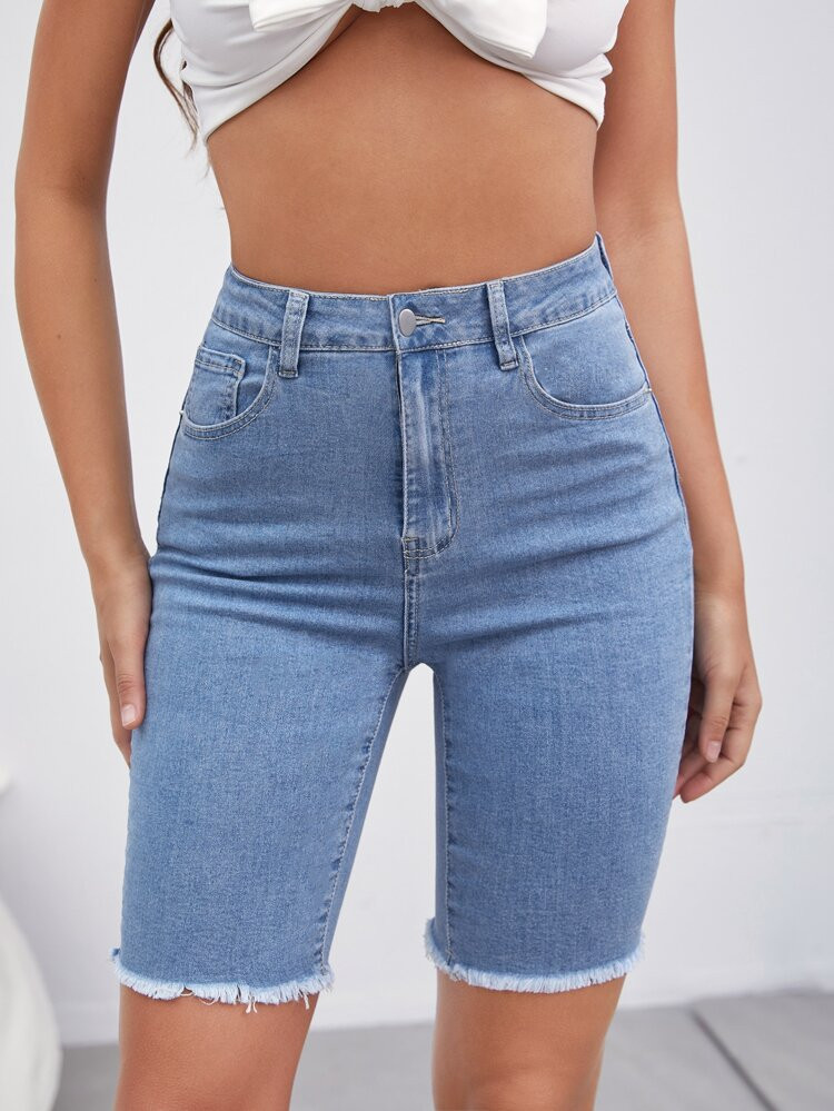 Slant Pocket Roll Hem Denim Shorts | SHEIN