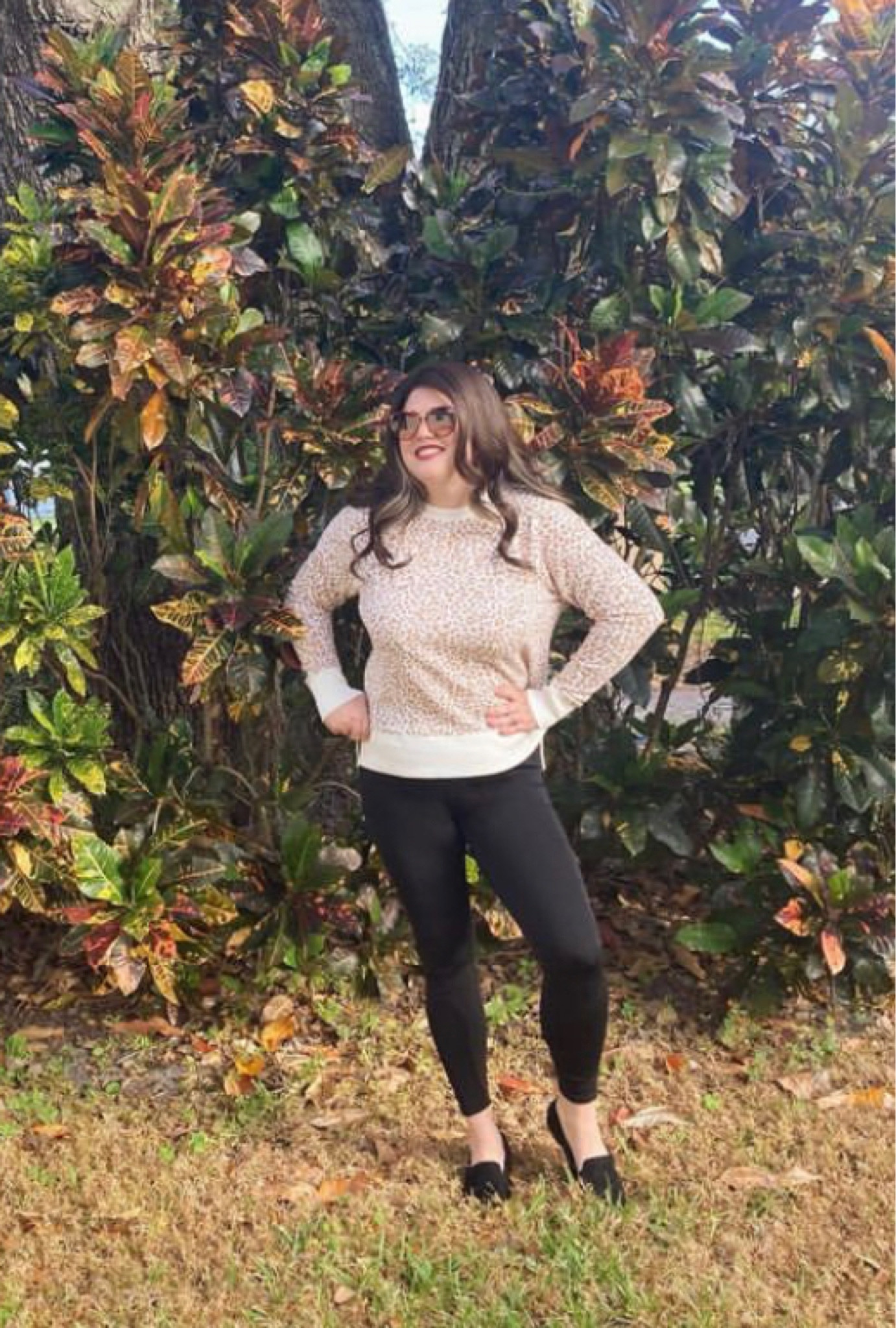 Casual Outfit of the day! Leggings in a size (XL) and loafers in a size 8. 

#LTKSeasonal #LTKfindsunder100 #LTKtravel