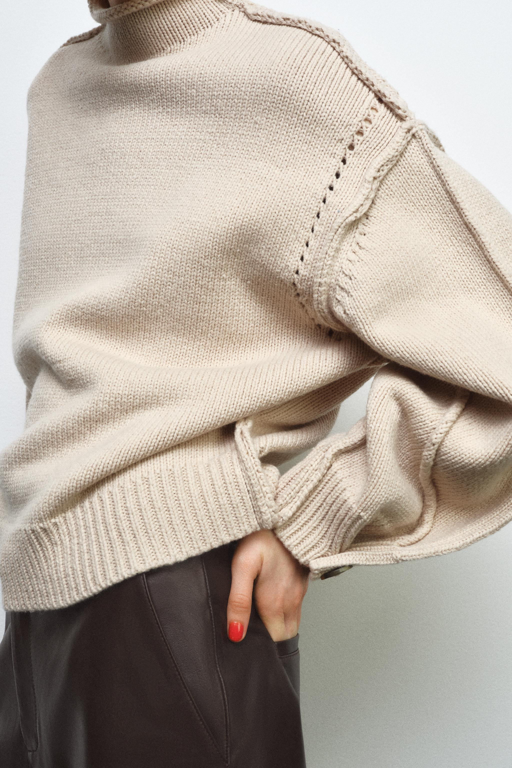 SEAM DETAIL KNIT SWEATER | Zara US