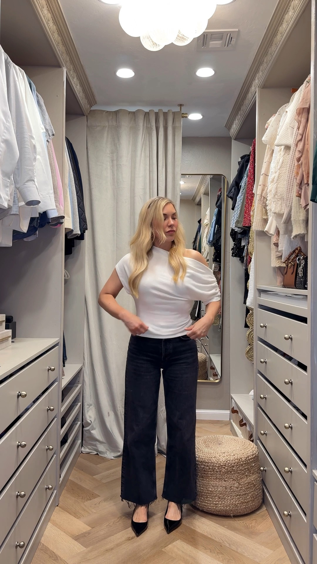 One shoulder top
Date night top
Agolde jeans

#LTKdayinmylife #LTKgrwm #LTKootd