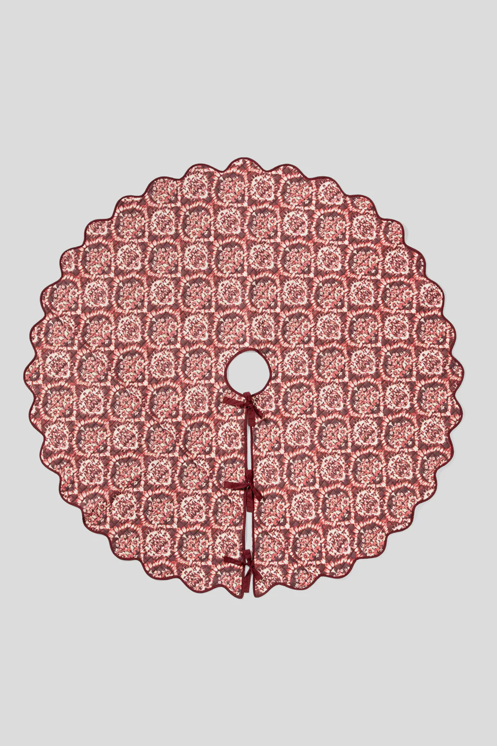 Scarlet Damask Quilted Tree Skirt | Tuckernuck (US)