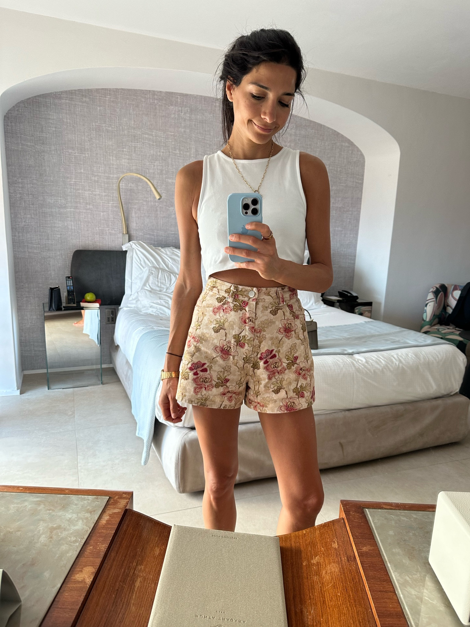 These shorts!

Wearing a size 25 short

#LTKstyletip #LTKaustralia