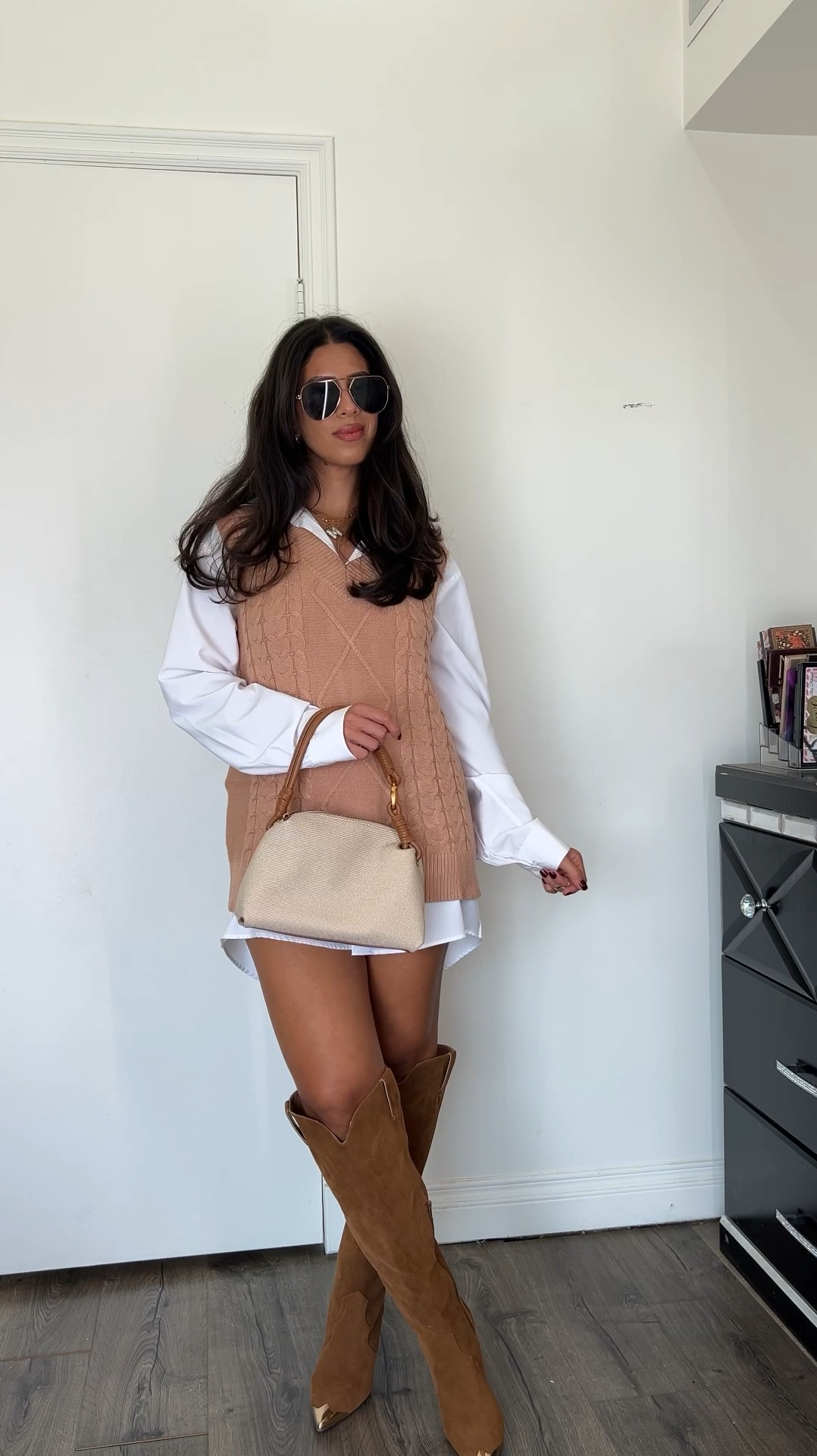 Easy fall outfit idea
Sweater vest size medium and 44% off today 


#LTKVideo #LTKFindsUnder50 #LTKStyleTip