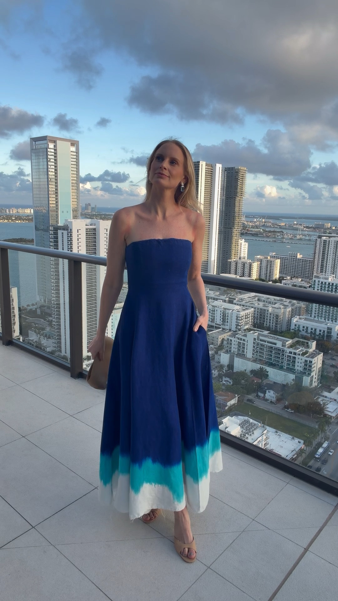 A moment for this dress 🧿

#LTKootd #LTKTravel