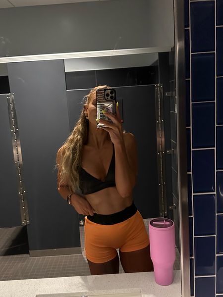 Gym fit with some brights 🧡

#LTKFitness