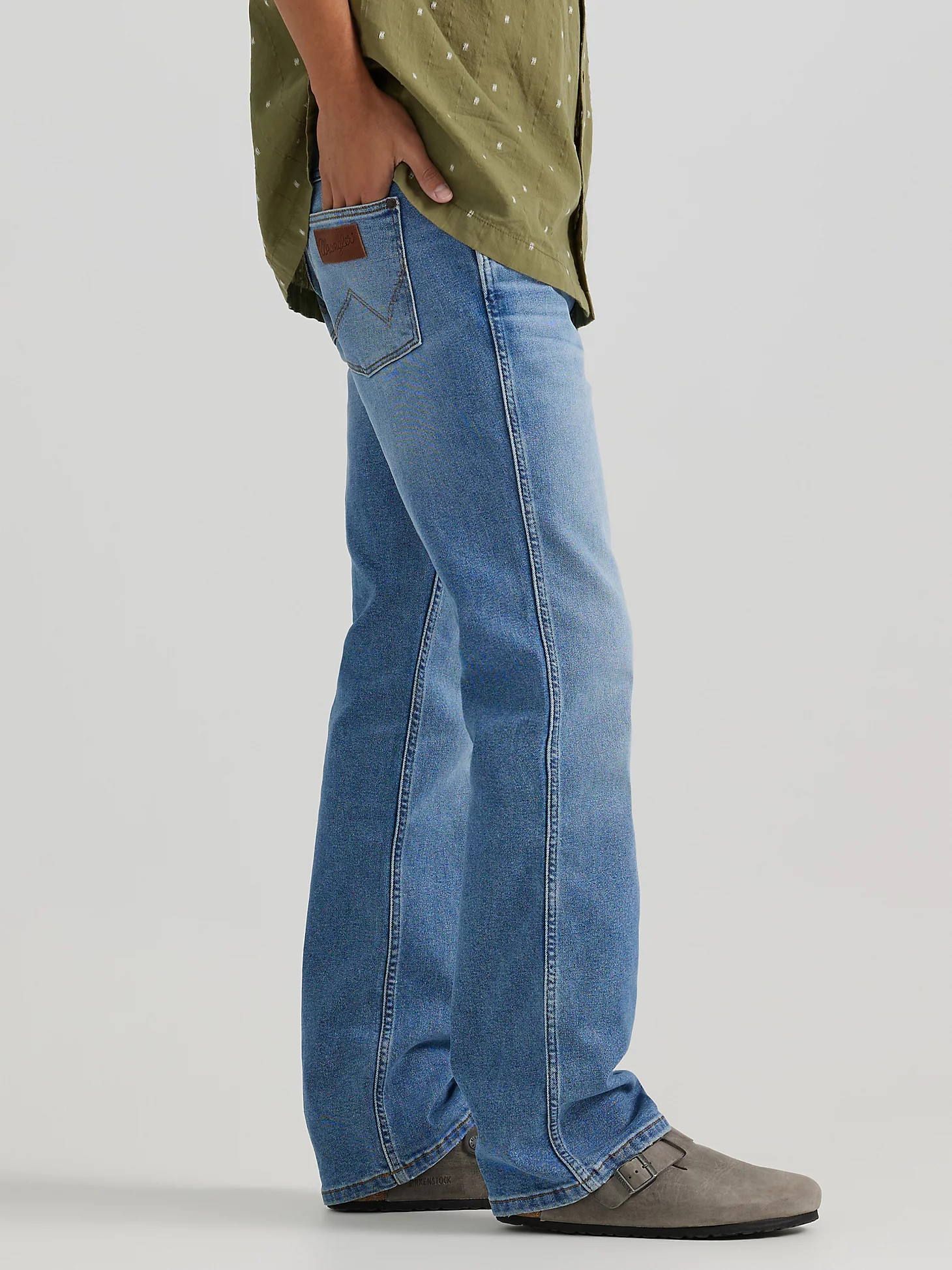 Men's Horizon Slim Bootcut Jean in Blue Springs | Wrangler