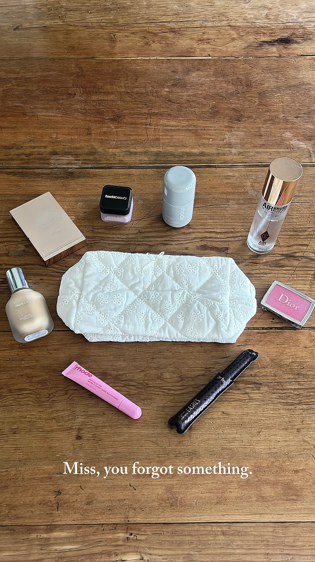 What’s in my makeup bag 
#makeupbag 

#LTKBeauty #LTKselfcare #LTKSeasonal
