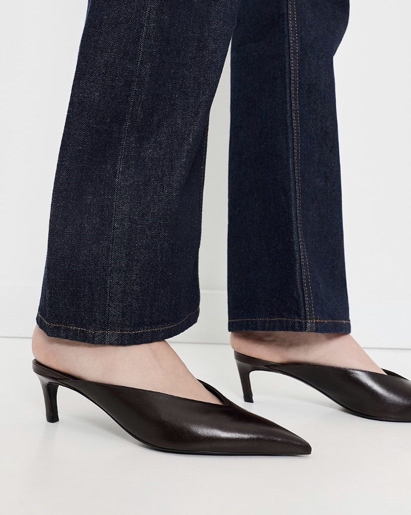 Fall shoes 
Mules