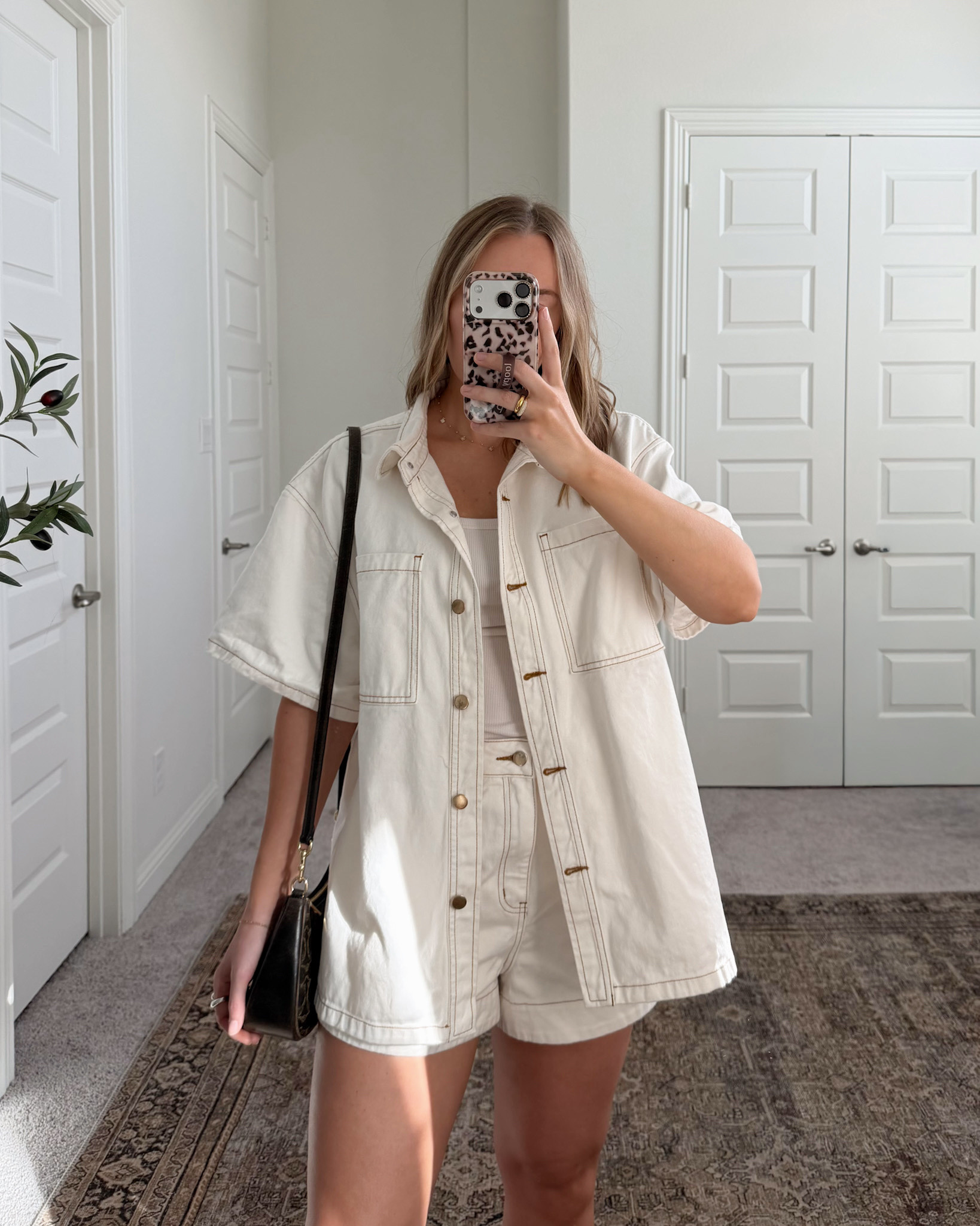 #everydaystyle #casualoutfits #momstyle #dailywear #everydaylook 

 #LTKootd #LTKmomlife