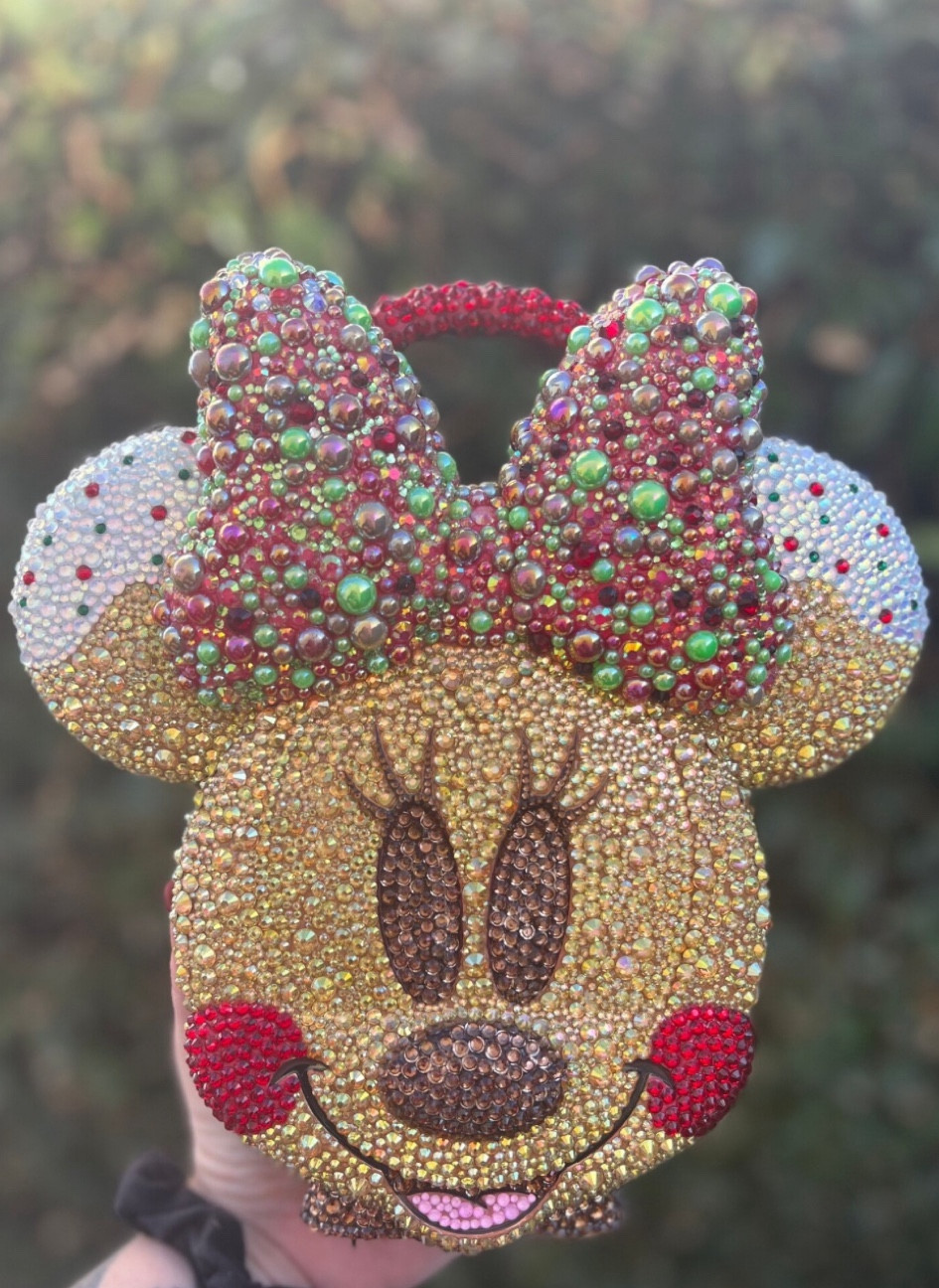 Gingerbread Minnie Crossbody

#LTKHoliday #LTKSeasonal #LTKtravel