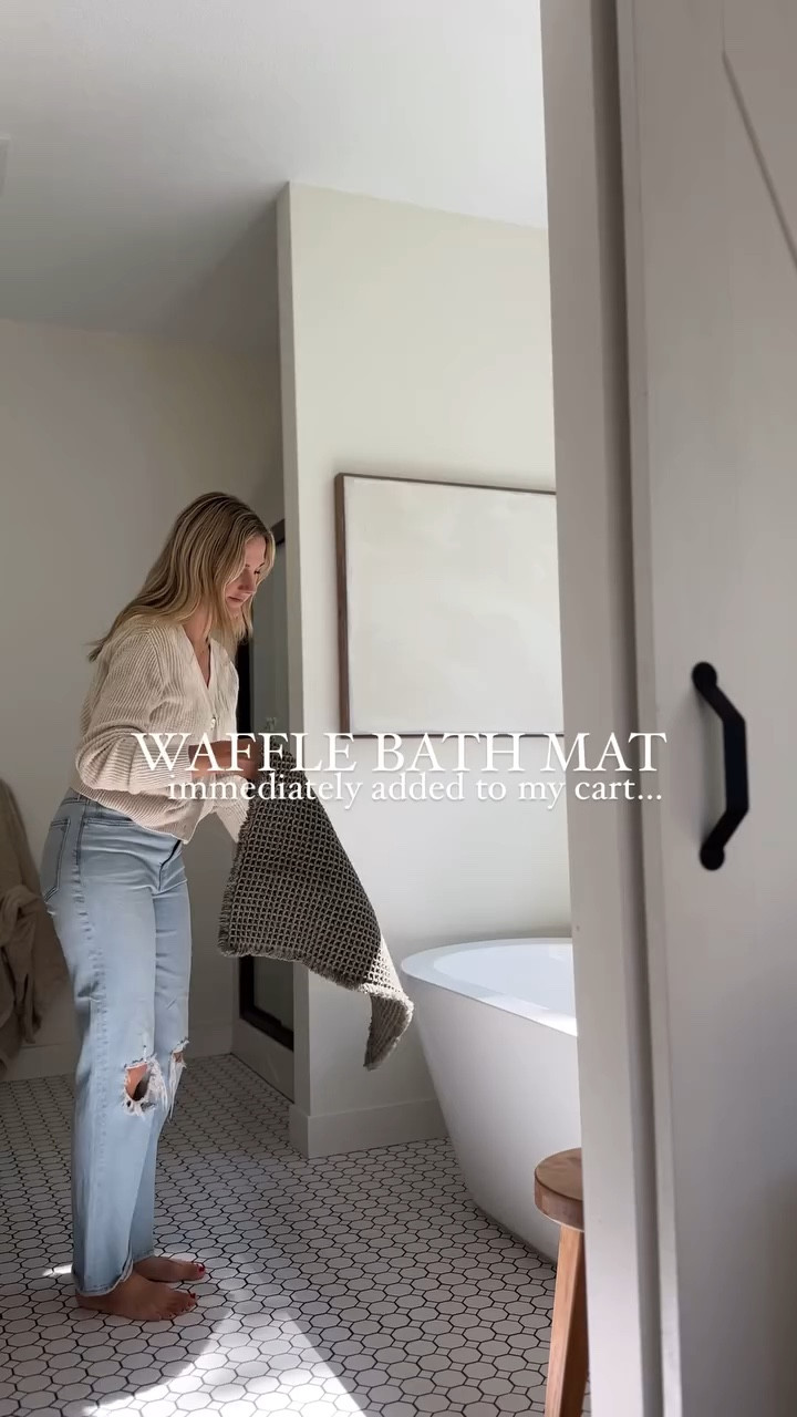 Amazon bath mat I am loving! Dries so quick and washes up easily, plus non slip on the back ✔️

#LTKSaleAlert #LTKHome