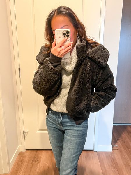 So happy I finally grabbed this Sherpa jacket! It’s medium warm with removable hood. Wearing TTS XS and can still layer over a bulkier fave sweater!

Sherpa, winter jackets, turtleneck sweater, fall outfits, winter outfits

#LTKstyletip #LTKover40 #LTKSeasonal