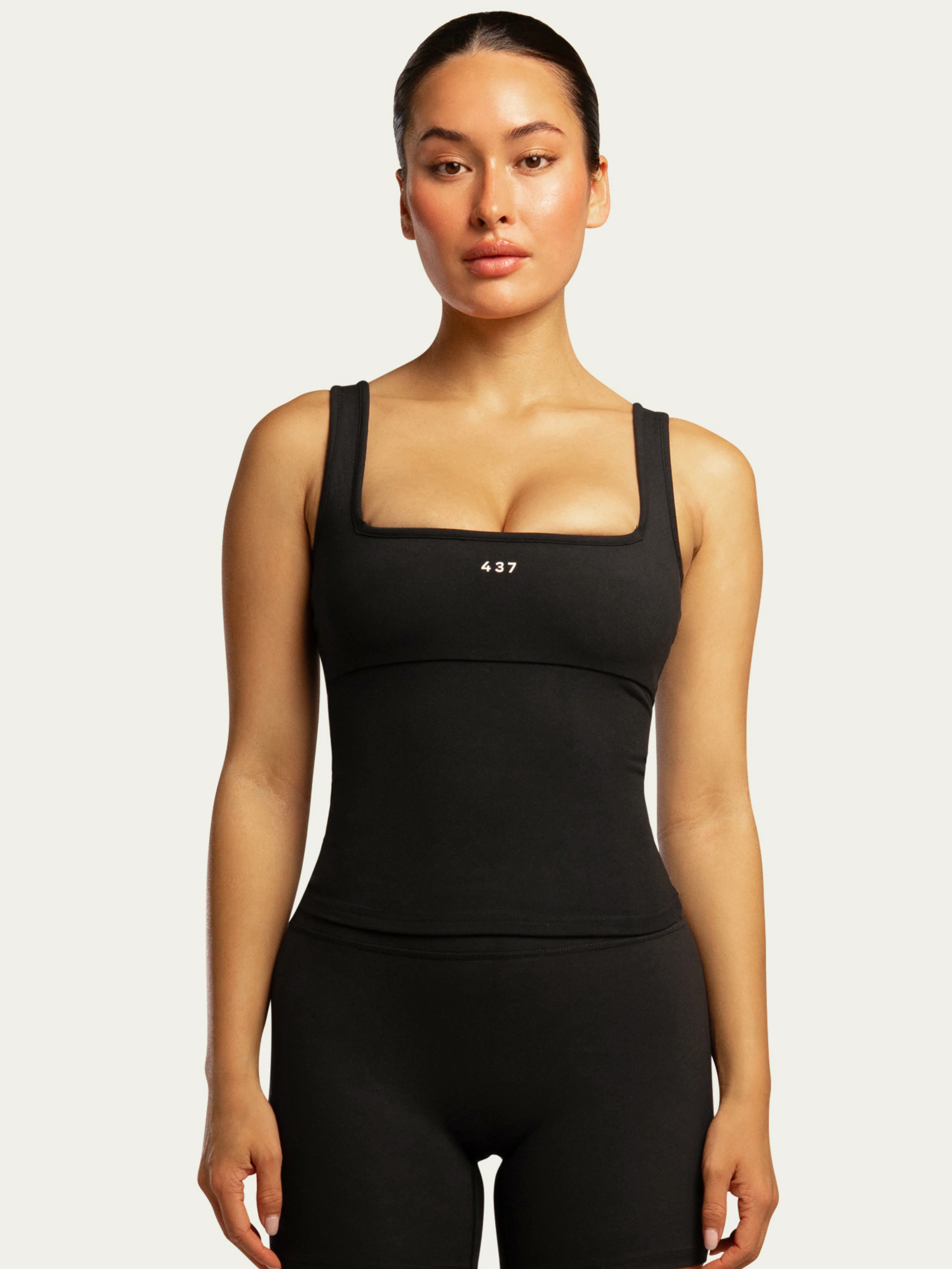 The Square Tank / Black | 437