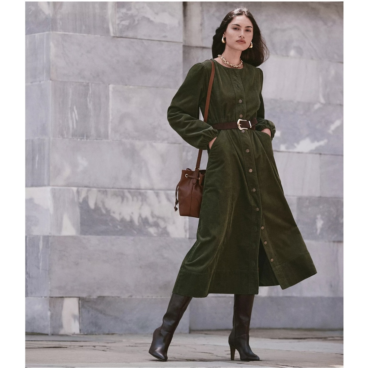 🏷️ 60% off all dresses and skirts today

Thanksgiving outfit idea that’s dressy but still comfortable enough for a full dinner 🦃✨
The faux-fur vest adds warmth, the fair isle sweater keeps it festive, and the skirt/boot pairing makes it feel elevated. Wearing XS in sweater and vest size 2 in the faux leather skirt 




#LTKOver40 #LTKFindsUnder50 #LTKSaleAlert