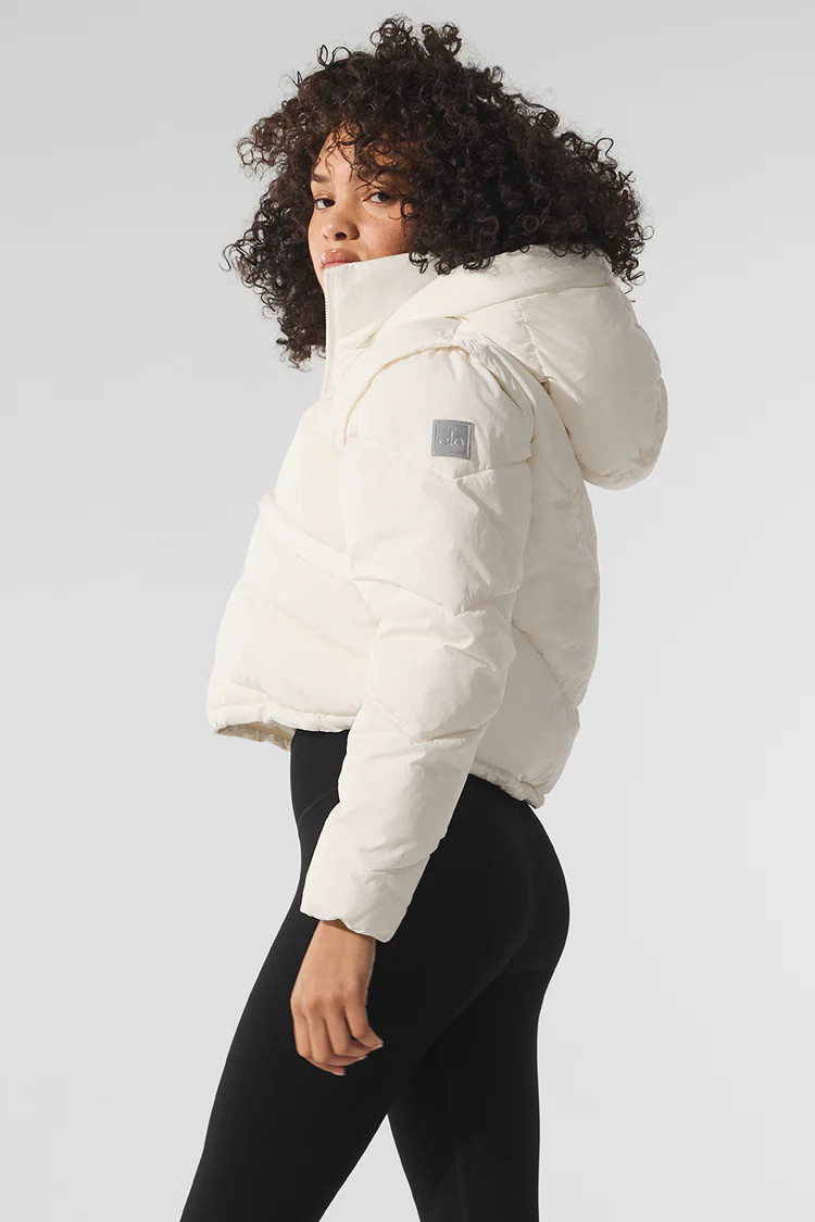 Glacier Puffer - Ivory | Alo Yoga (US)