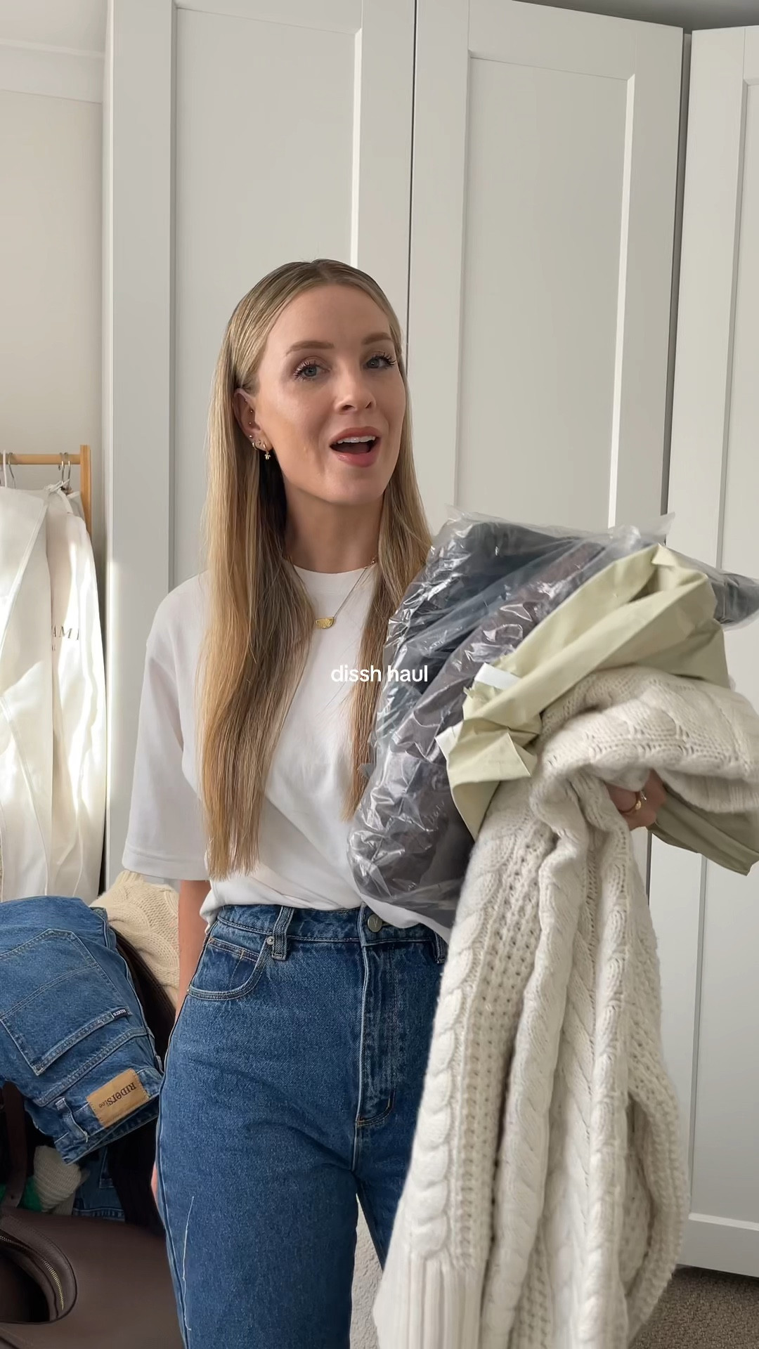 My recent dissh haul - lots of knitwear and winter items, can’t wait to style these for our winter series starting this week! Shop 20% off while you still can 💕
✨Sizing: cream knit - XS (very oversized), brown knit - S, black cardigan - S, black long sleeve top - S.

#LTKwinter #LTKaustralia #LTKsale