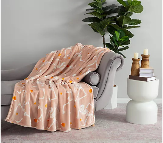 Berkshire Velvetsoft Plush Halloween 60x70 Throw - QVC.com | QVC
