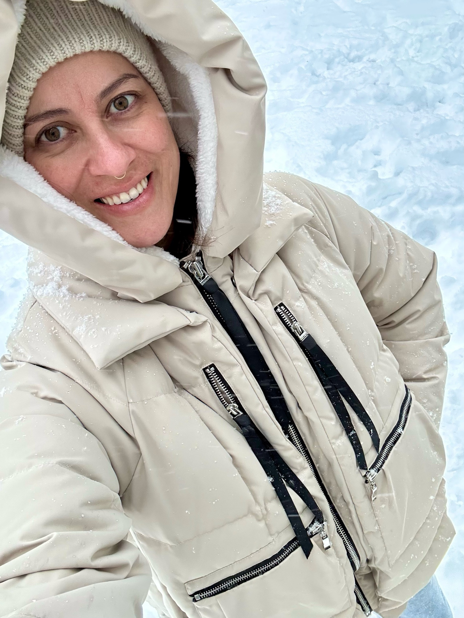 We got major snow the last couple days so I'm staying bundled up in this cozy winter puffer from #amazon 