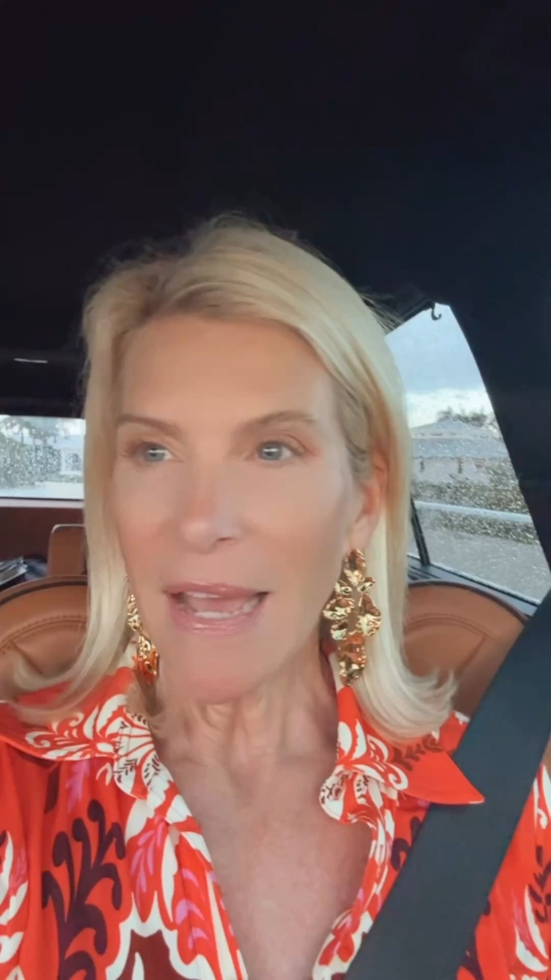 A little OOTN for my mom’s non-birthday birthday. A long sleeve maxi dress is great on a color night with statement earrings and a nude patent leather platform sandal!

#LTKOver40 #LTKootd #LTKTravel