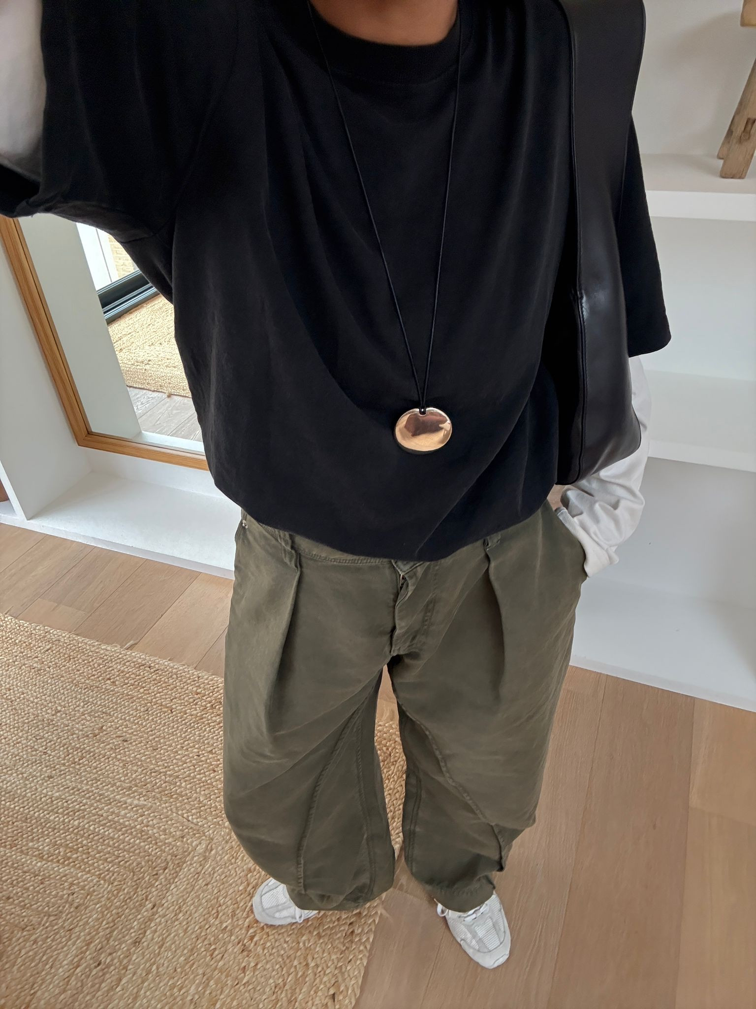 A very hard working tee! Styled with JW Anderson Trousers 🫒

Autumn Style, Autumn Fashion, Outfit Inspiration, Casual Style, Everyday Outfit 


#LTKuk #LTKeurope #LTKautumn