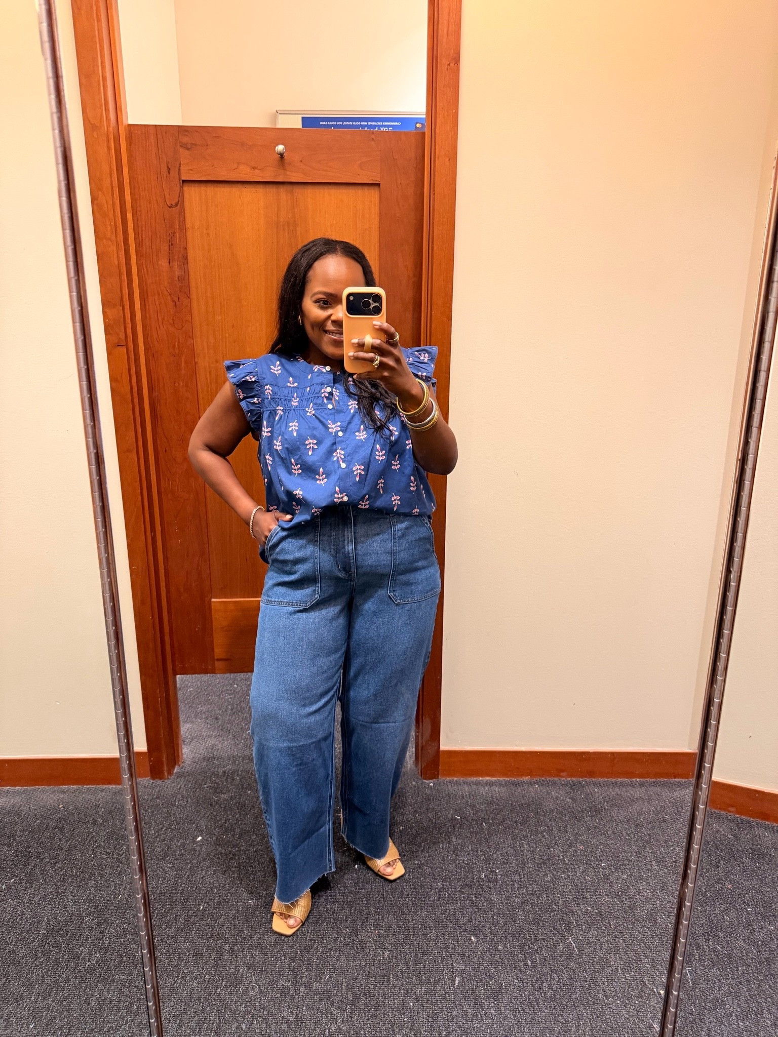 Found a pair of skinny leg barrel jeans for yall from @jcrew factory! Wearing the size 31.

#LTKgrwm #LTKSaleAlert #LTKMidsize