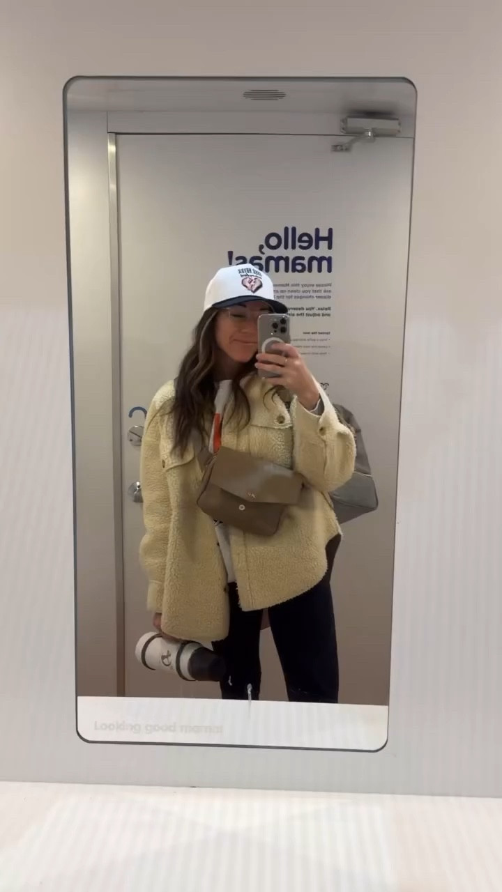 Use code OURTRAVELINGTOTS for 25% off any chiller today only! Or treat yourself for V-Day 💞

Why I won’t travel without it:
🍼Works as a milk chiller AND warmer
🍼 Chills milk for up to 20hrs
🍼 You can pump directly into it 
🍼 Just add ice, don’t need to rely on ice packs/coolers
🍼 Works for other liquids 

➕ FOLLOW @ourtravelingtots for more travel family travel tips!
•
•
•
#familytravel #familytraveltips #travelwithkids #toddlertravel #adventurewithkids #momlife #momhack #breastmilk #pumpingmom #giveaway 

Family Travel Tips | Traveling with Kids | Family-friendly Activities | Traveling with Toddlers | International Travel | Travel Hacks | Flying with Kids |

#LTKTravel #LTKBaby #LTKBump