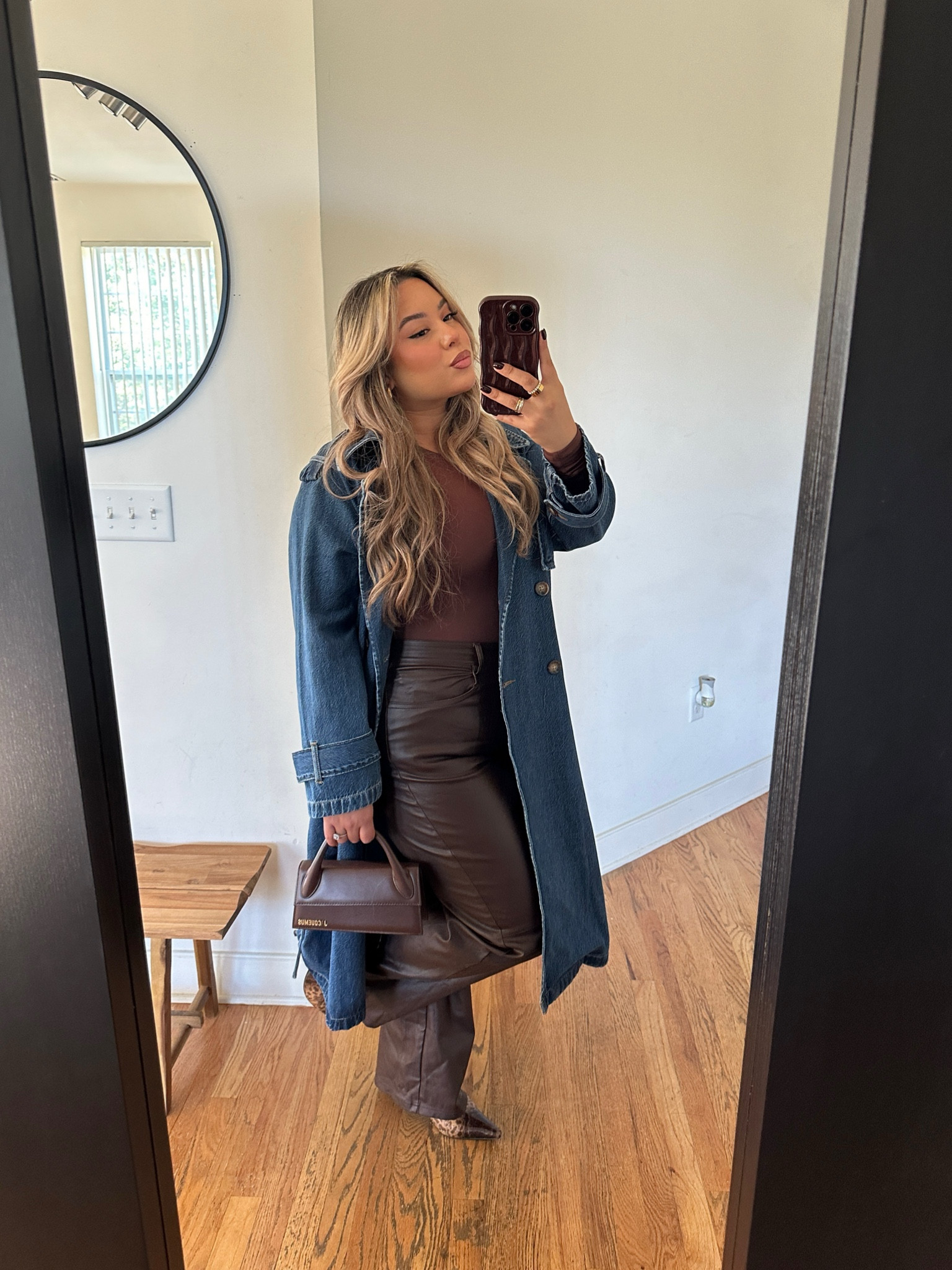 🍫🤎 sizing 👇🏼 

Trench: M
Top: L 
Leather pants: L (they have stretch) 

#LTKSeasonal #LTKMidsize #LTKStyleTip