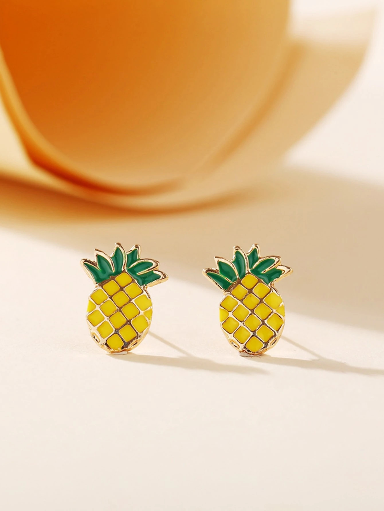 Pineapple Shaped Stud Earrings | SHEIN