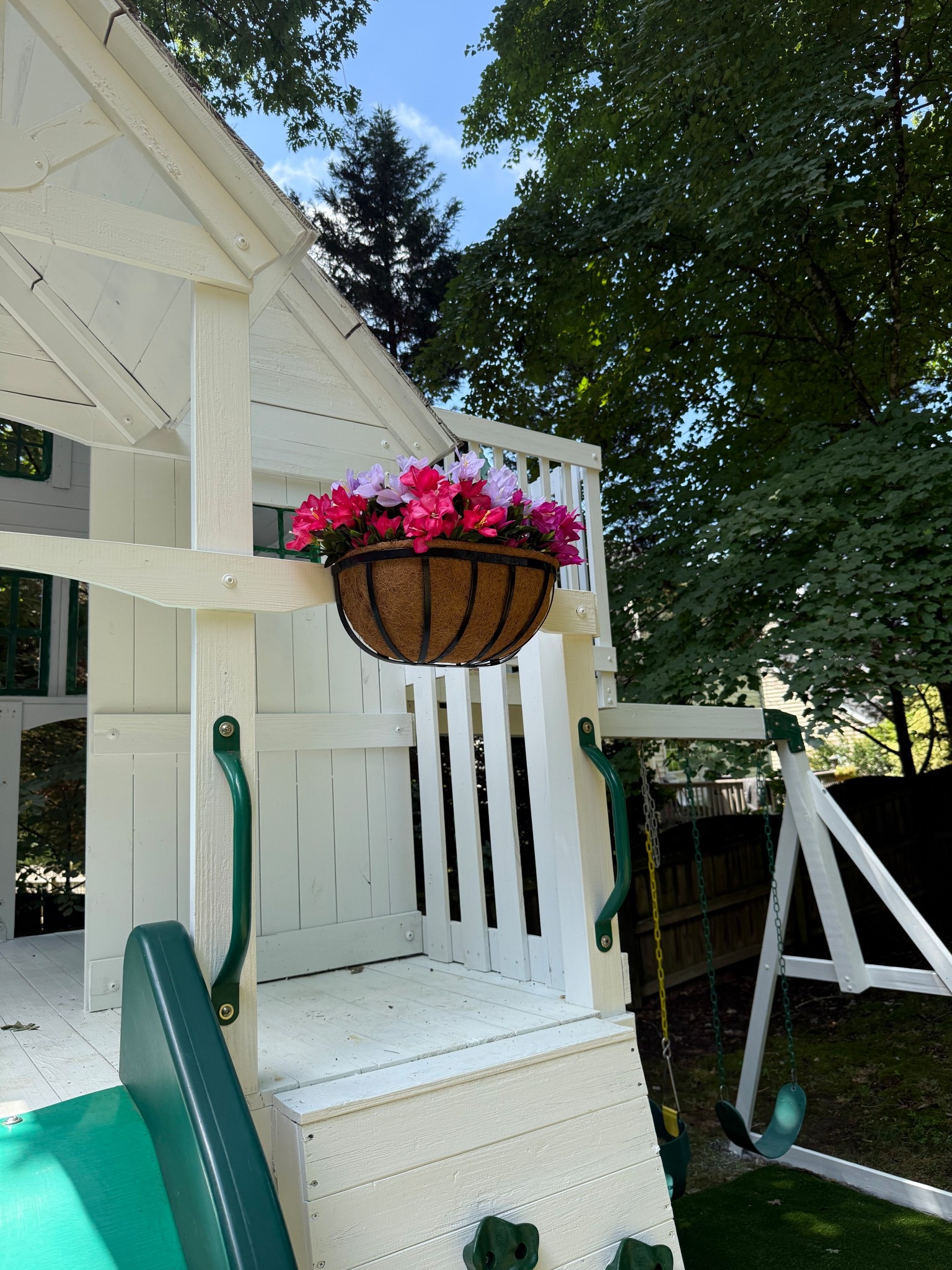 Added a pop of color to the playset with some flowers—breaking up all the white and adding a sweet little detail 🌼🌸🌺🌷💐
#playsetdetails #outdoordecor #flowers #girlsonly #summertime

#LTKSeasonal #LTKHome #LTKKids